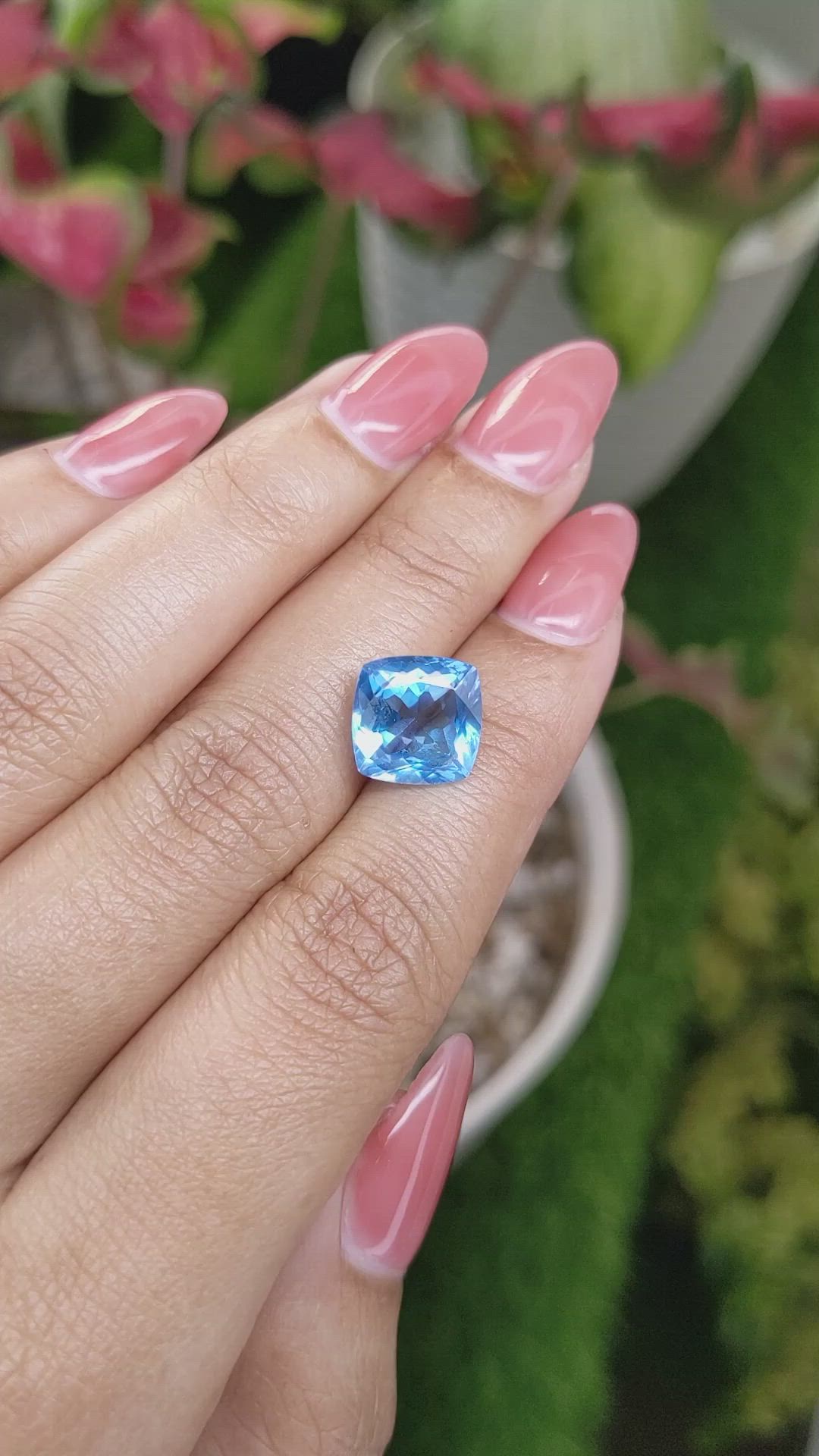 5.73 Ct. Swiss Blue Topaz from Ceylon (Sri Lanka) Size Video