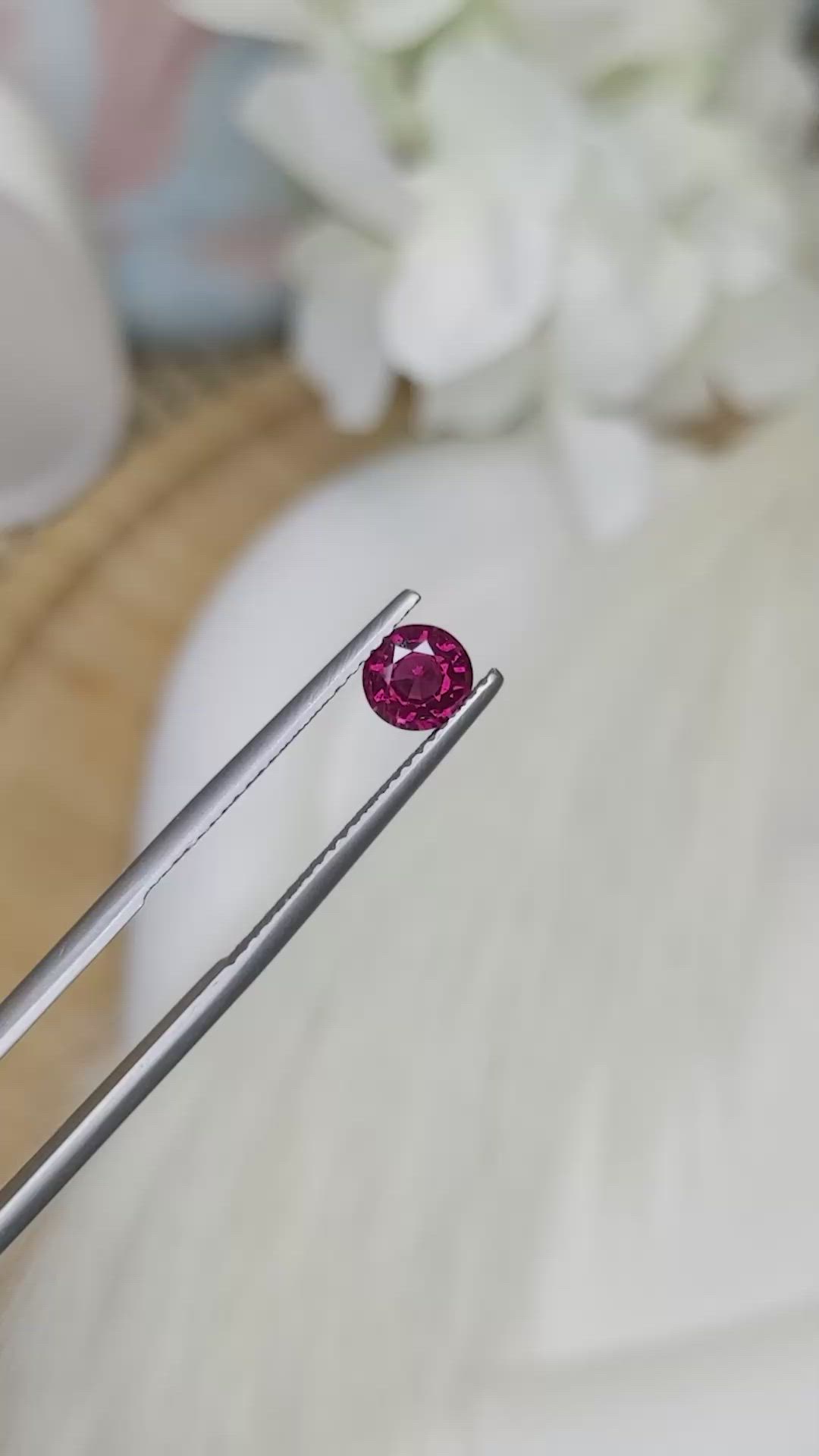 0.91 Ct. Reddish Purple Rhodolite Garnet from Ceylon (Sri Lanka) Size Video
