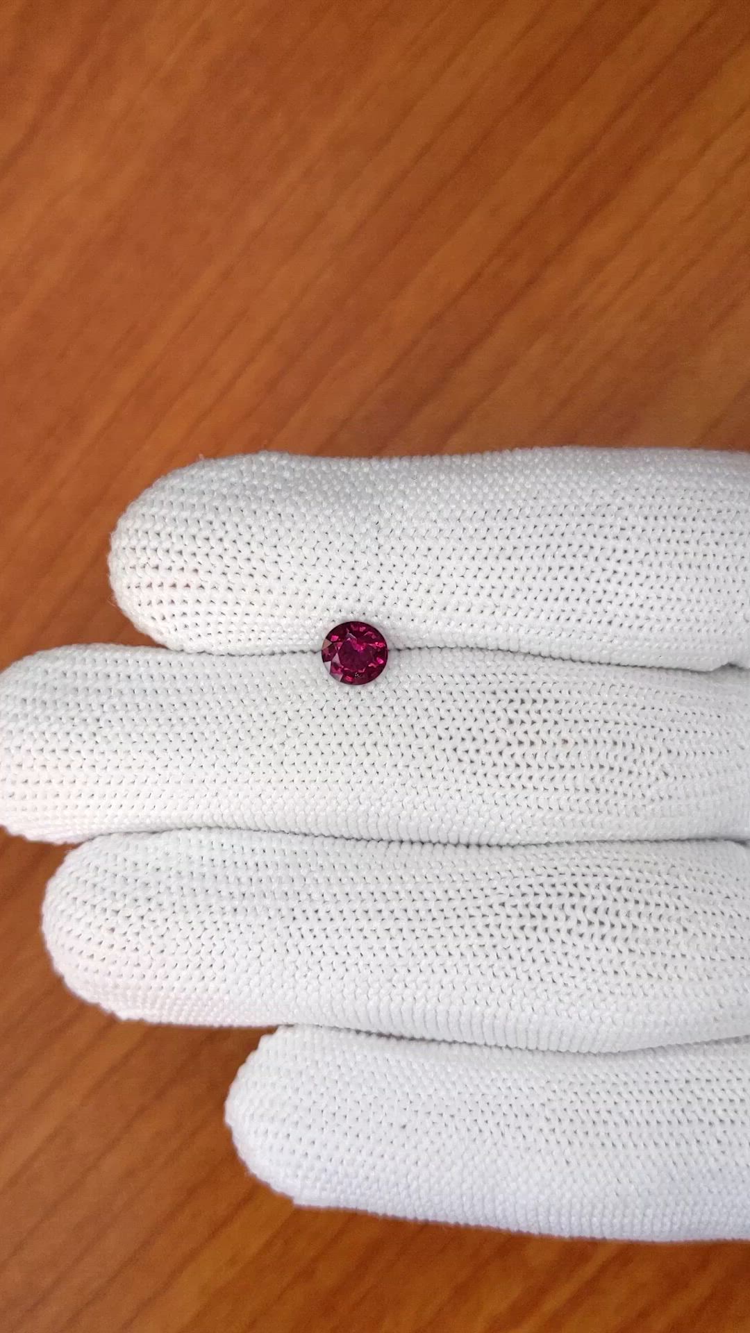0.91 Ct. Reddish Purple Rhodolite Garnet from Ceylon (Sri Lanka) Size Video