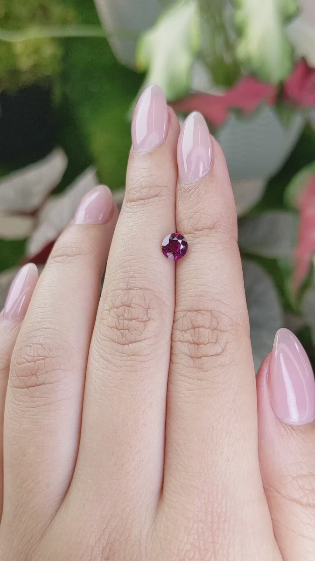 0.91 Ct. Reddish Purple Rhodolite Garnet from Ceylon (Sri Lanka) Size Video