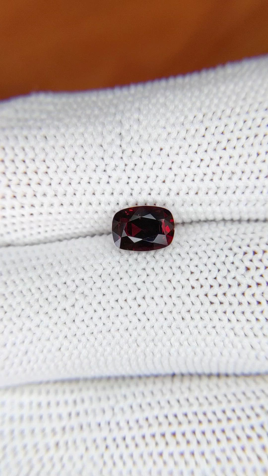 1.21 Ct. Garnet from Ceylon (Sri Lanka) Size Video