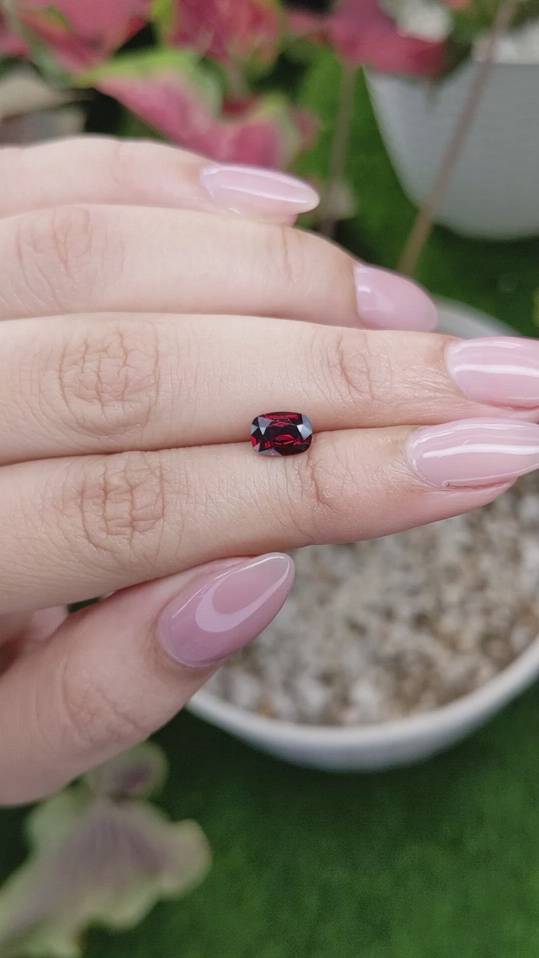 1.21 Ct. Garnet from Ceylon (Sri Lanka) Size Video
