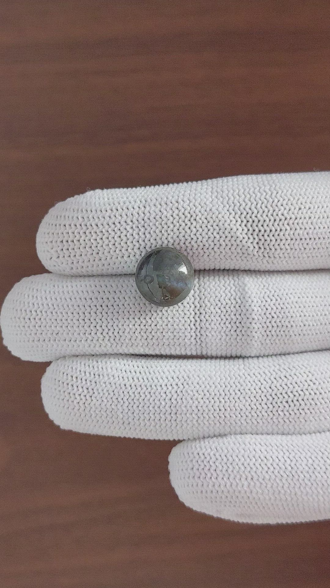 9.61 Ct. Green Cabochon Chrysoberyl from Ceylon (Sri Lanka) Size Video