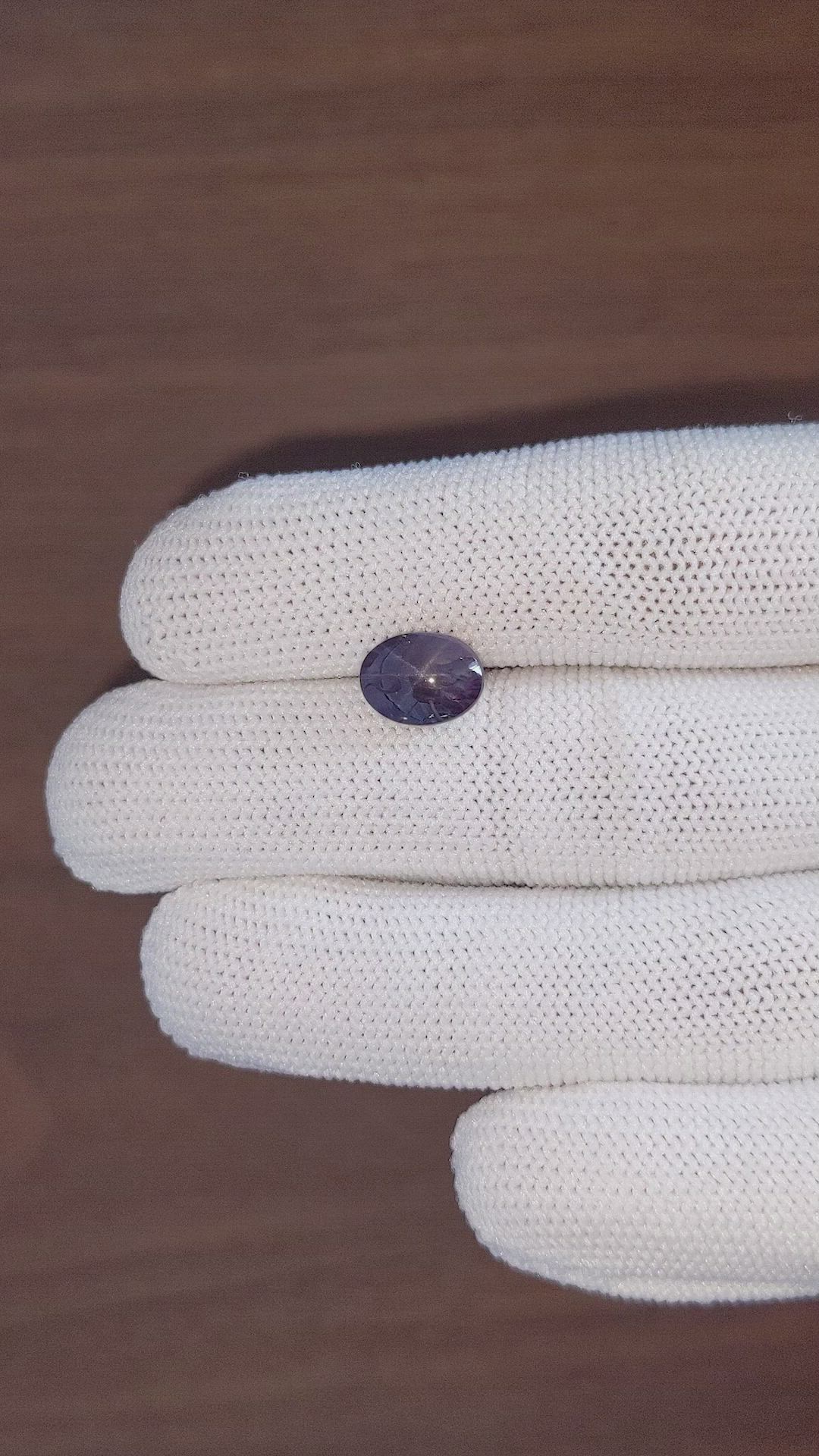 4.05 Ct. Purple Star Spinel from Ceylon (Sri Lanka) Size Video