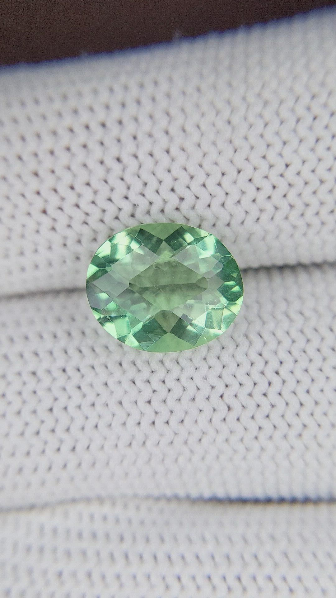 4.28 Ct. Green Fluorite from Ceylon (Sri Lanka) Size Video