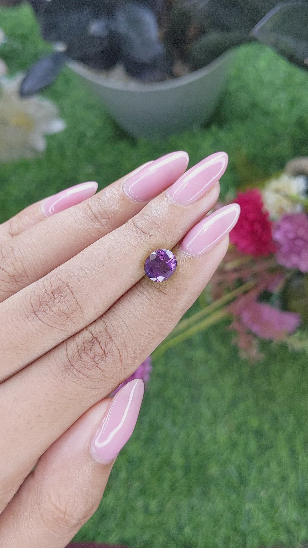 2.22 Ct. Purple Spinel from Ceylon (Sri Lanka) Size Video