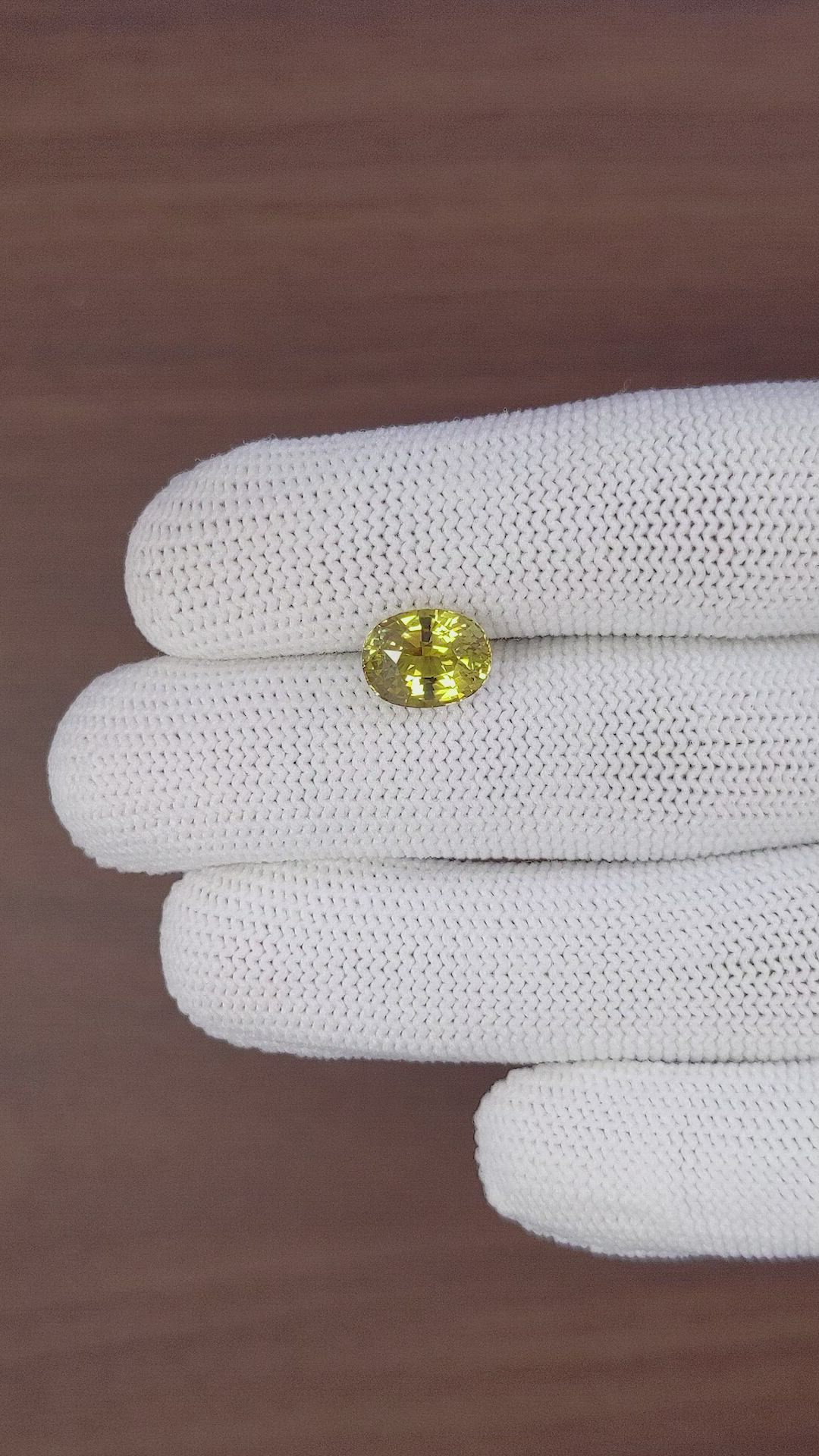 3.44 Ct. Alexandrite from Ceylon (Sri Lanka) Size Video