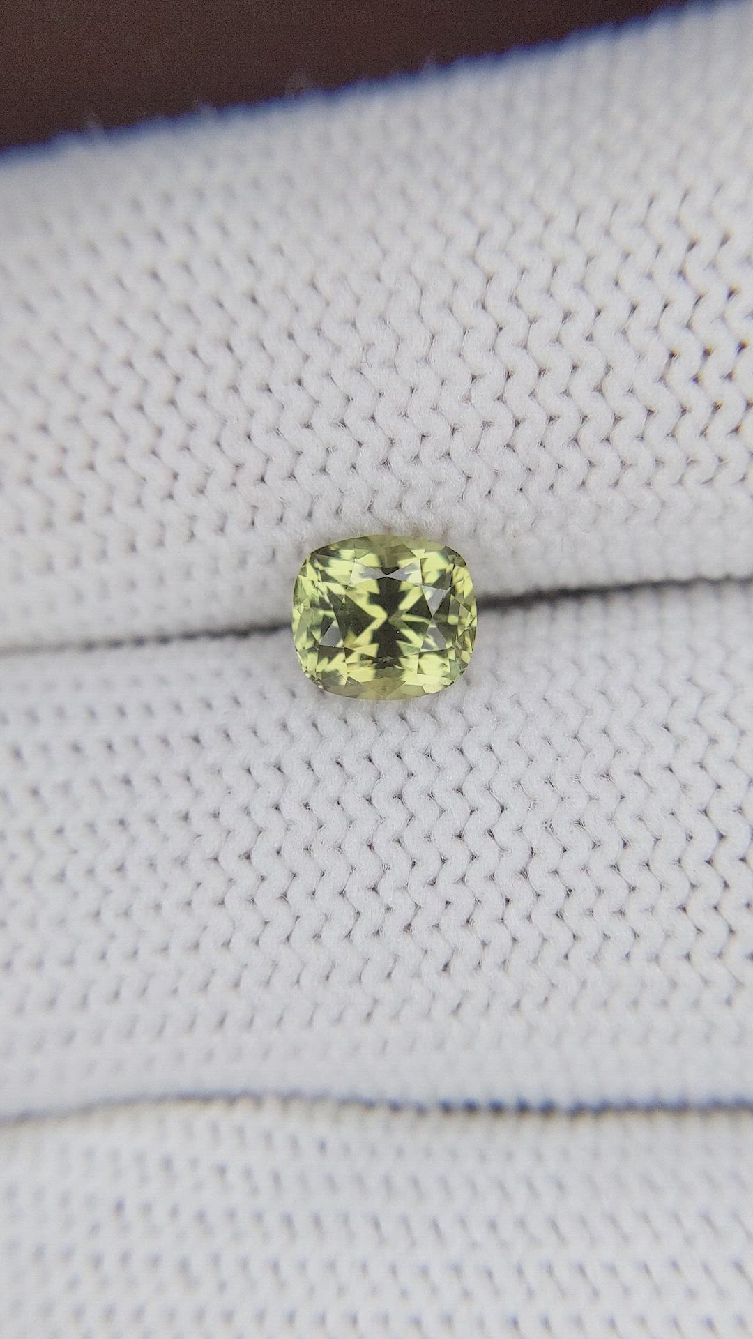 1.16 Ct. Alexandrite from Ceylon (Sri Lanka) Size Video