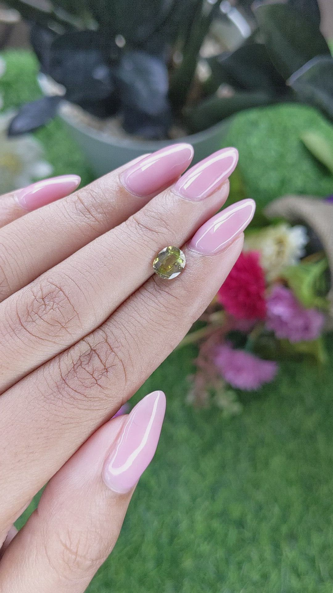 1.18 Ct. Alexandrite from Ceylon (Sri Lanka) Size Video