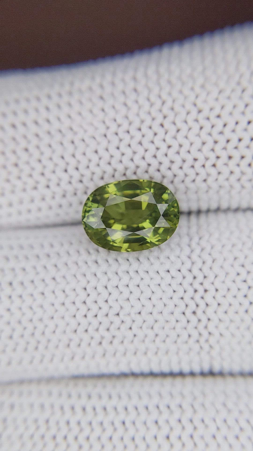 3.84 Ct. Alexandrite from Ceylon (Sri Lanka) Size Video