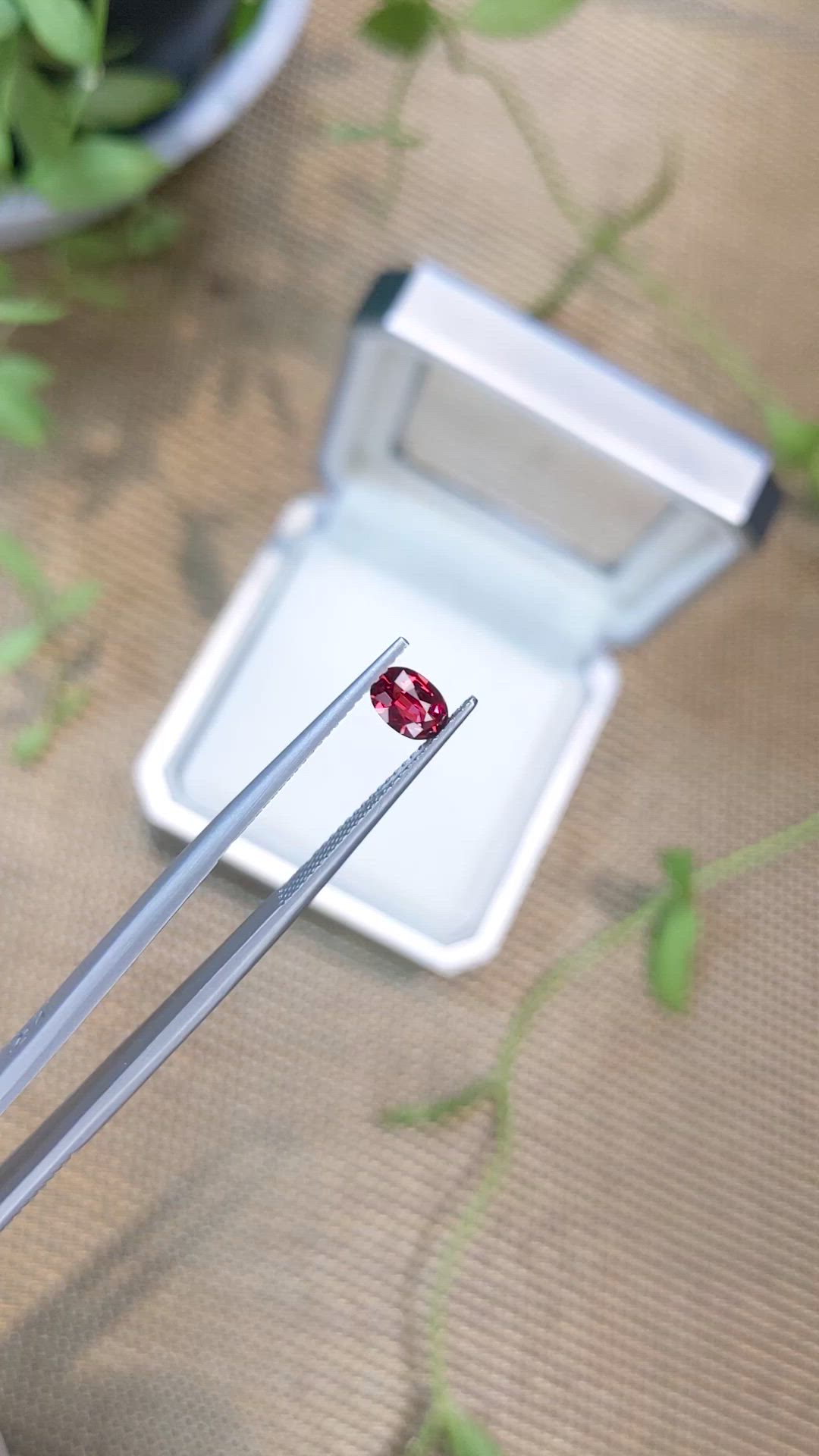 0.50 Ct. Pinkish Red Spinel from Burma (Myanmar) Size Video