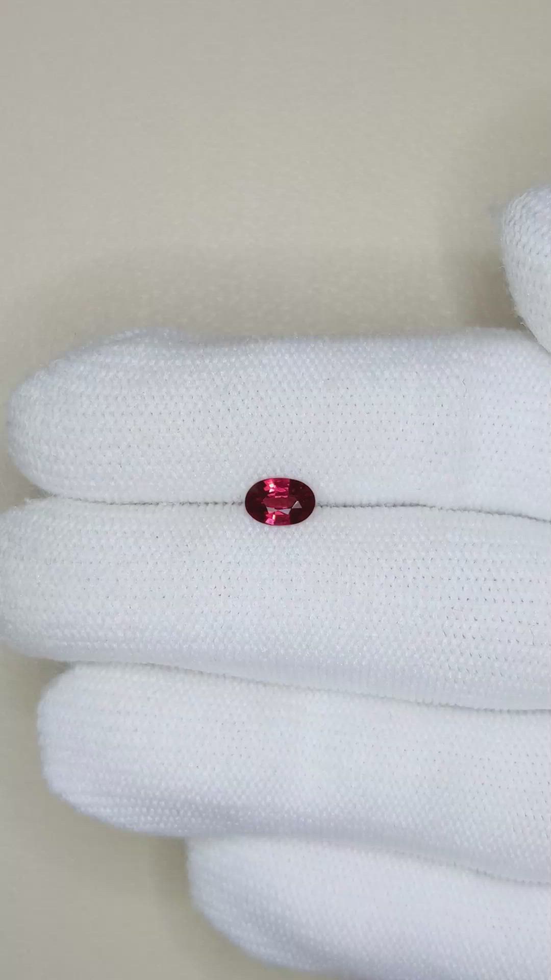 0.50 Ct. Pinkish Red Spinel from Burma (Myanmar) Size Video