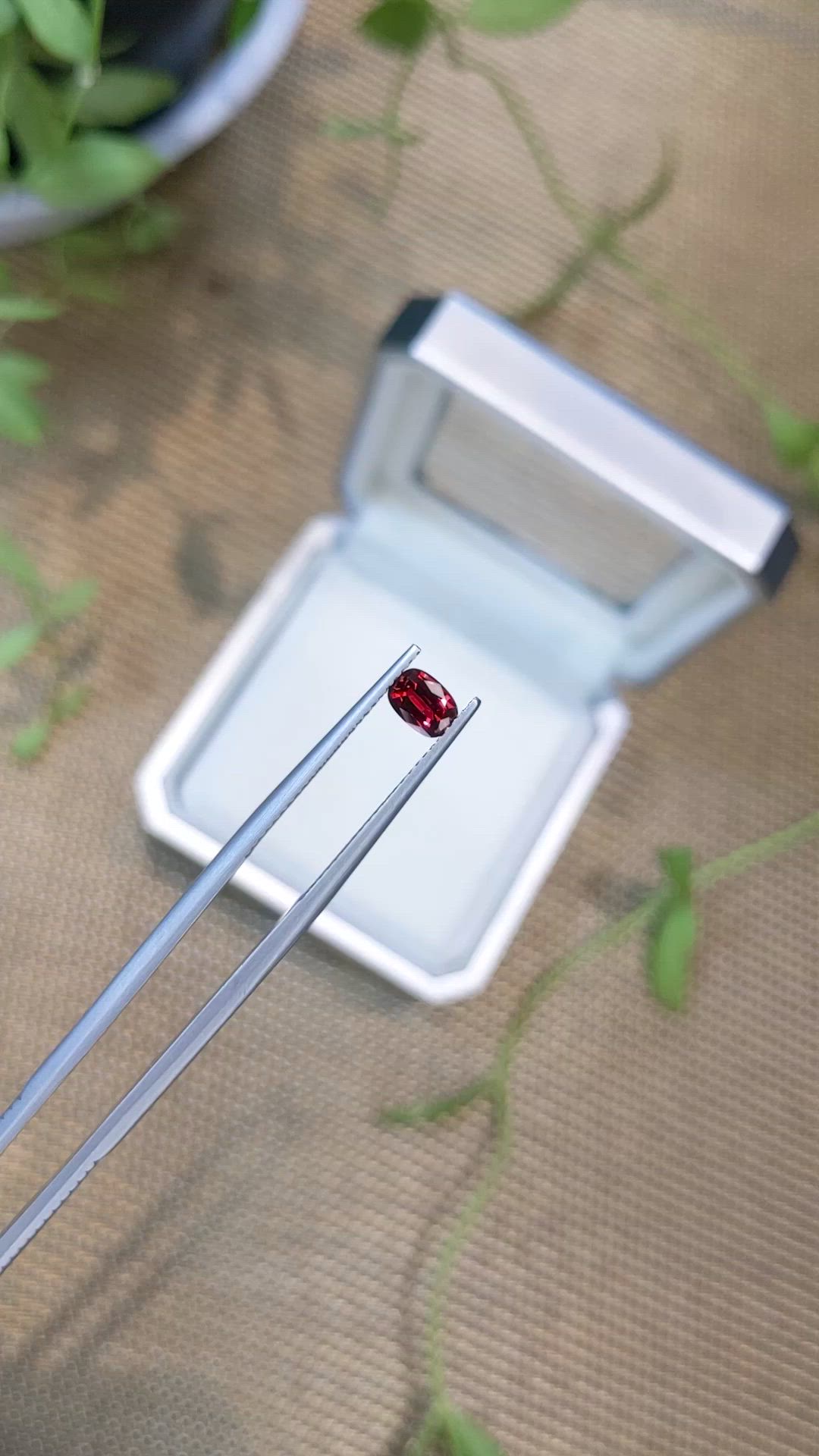 0.50 Ct. Purplish Red Spinel from Burma (Myanmar) Size Video