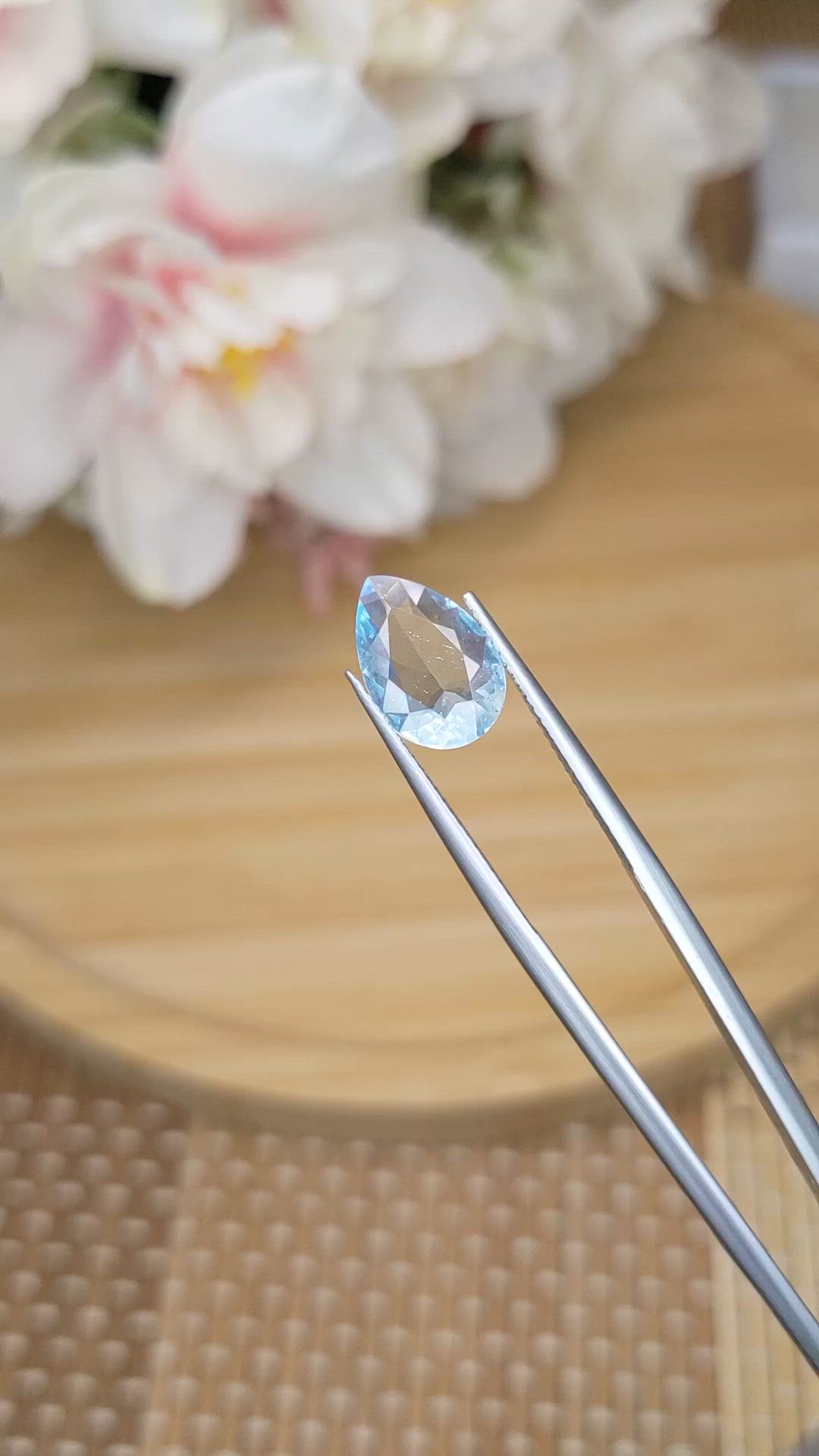 1.70 Ct. Aquamarine from Ceylon (Sri Lanka) Size Video