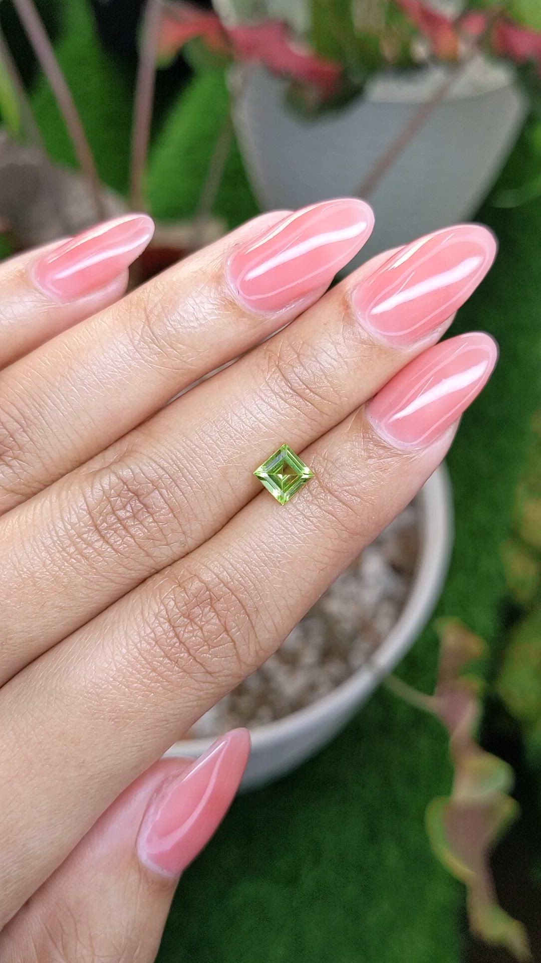 0.75 Ct. Peridot from Ceylon (Sri Lanka) Size Video