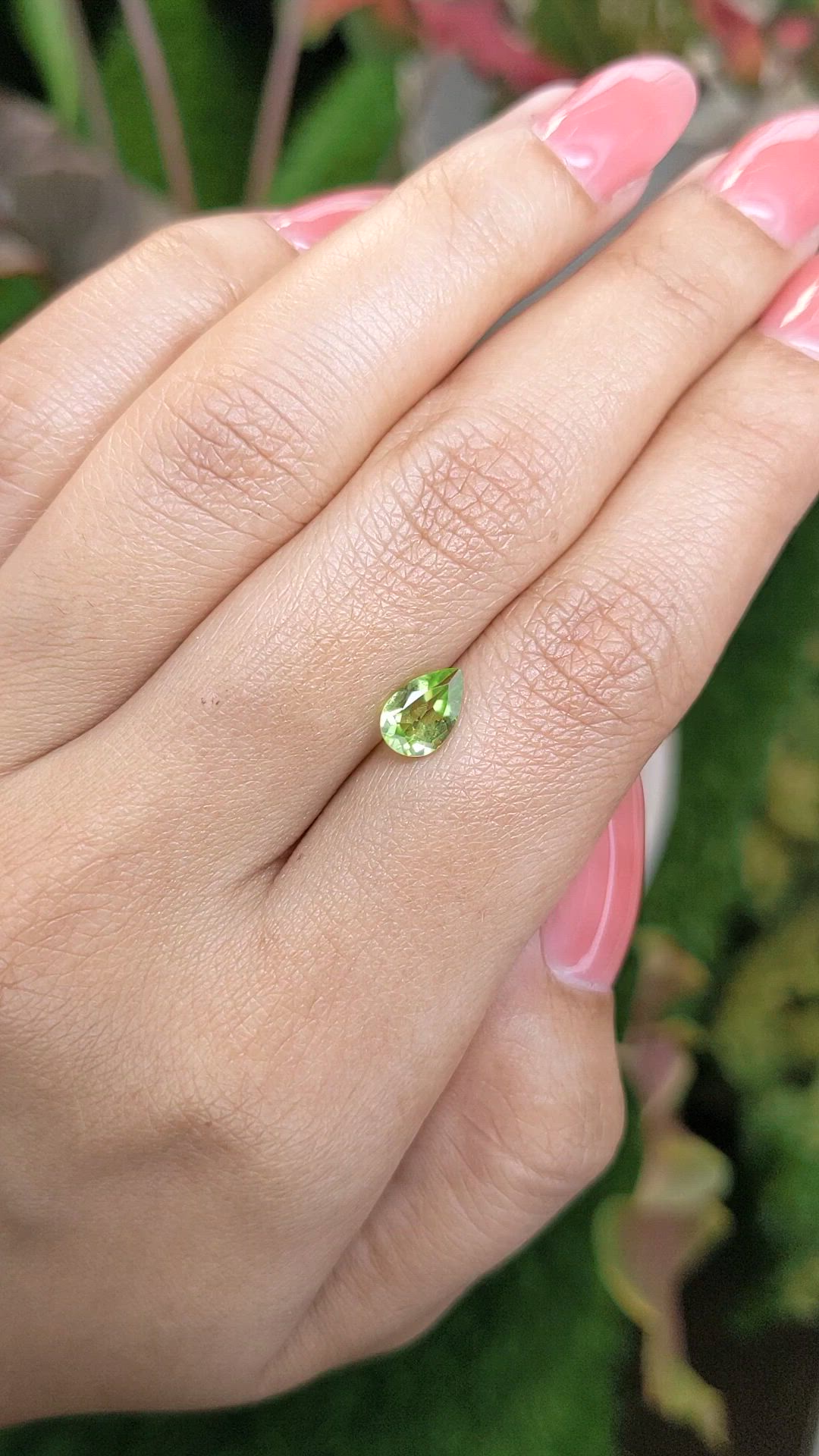 0.92 Ct. Peridot from Ceylon (Sri Lanka) Size Video