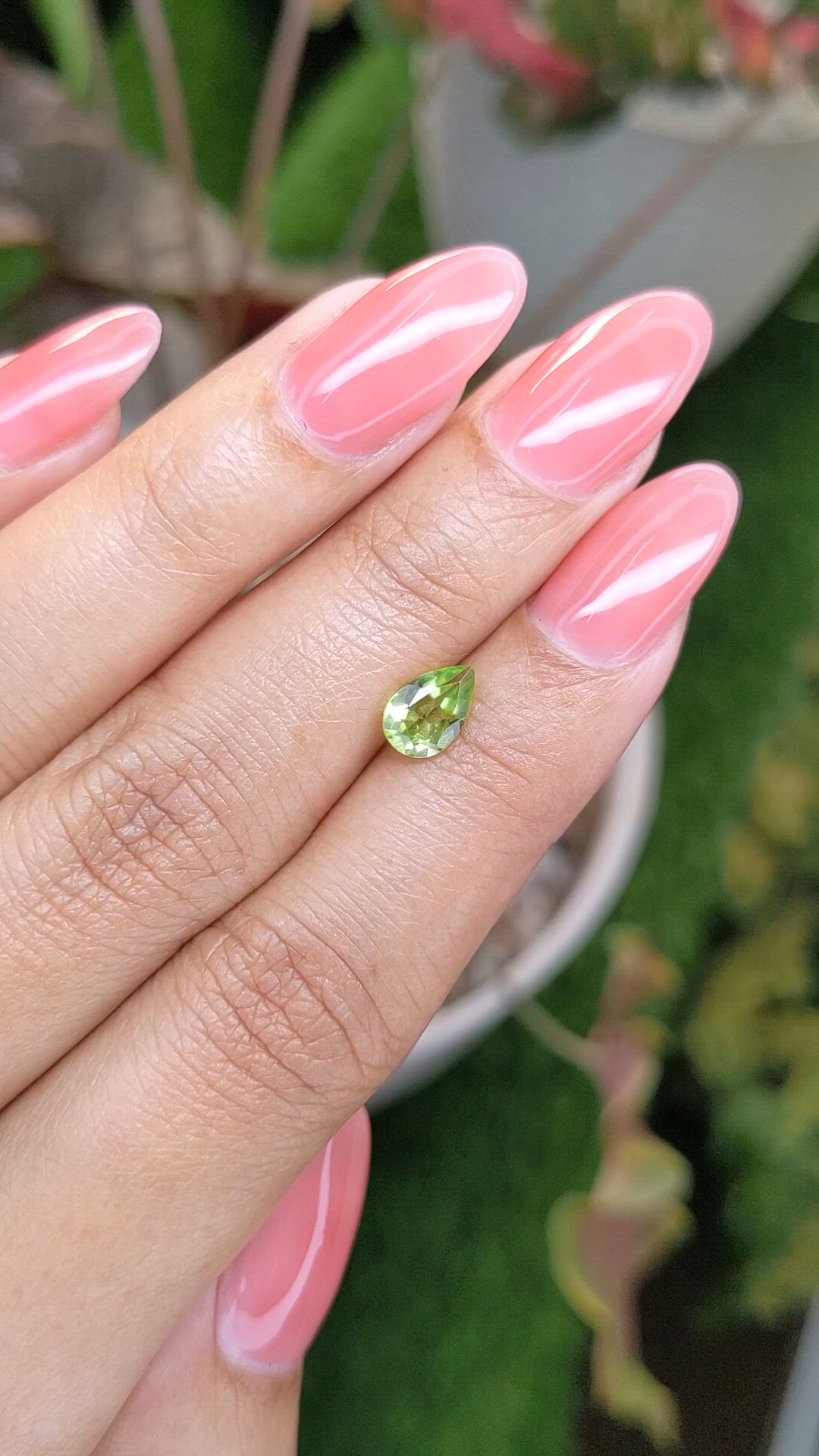 0.92 Ct. Peridot from Ceylon (Sri Lanka) Size Video
