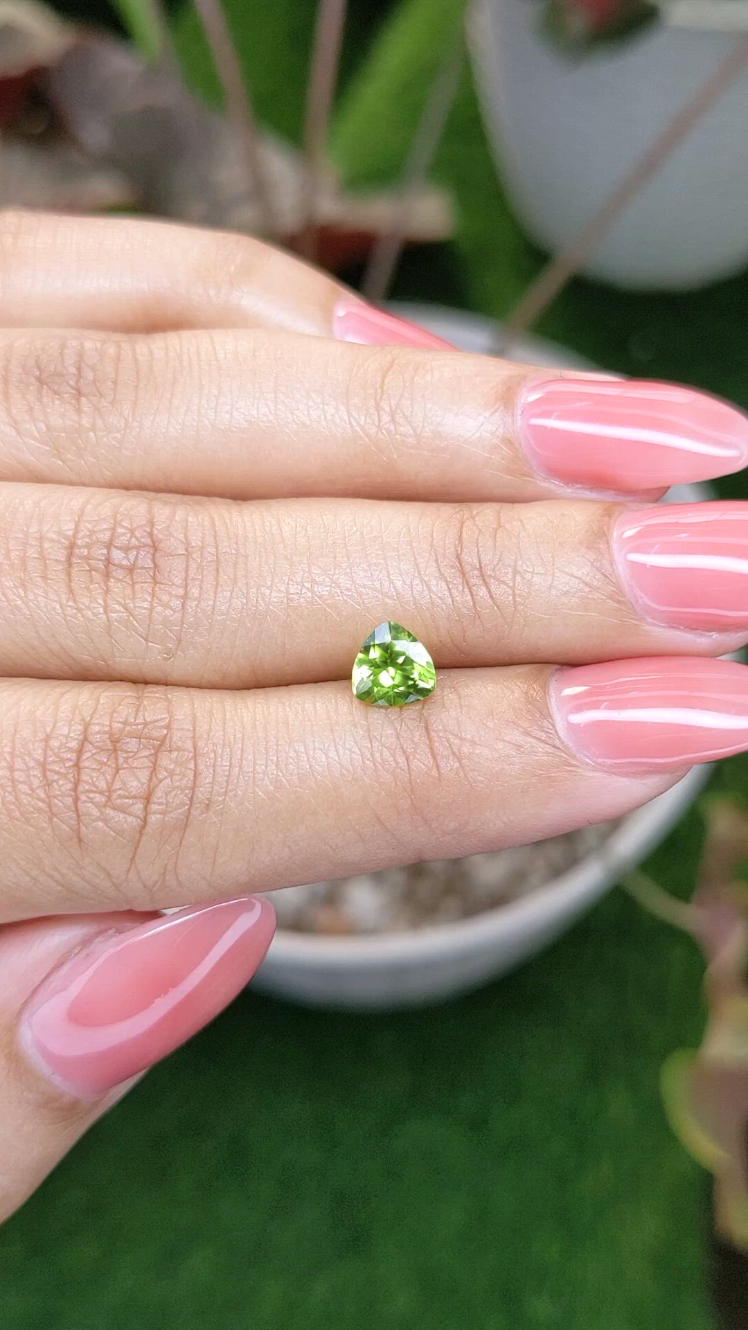 0.99 Ct. Yellowish Green Peridot from Ceylon (Sri Lanka) Size Video
