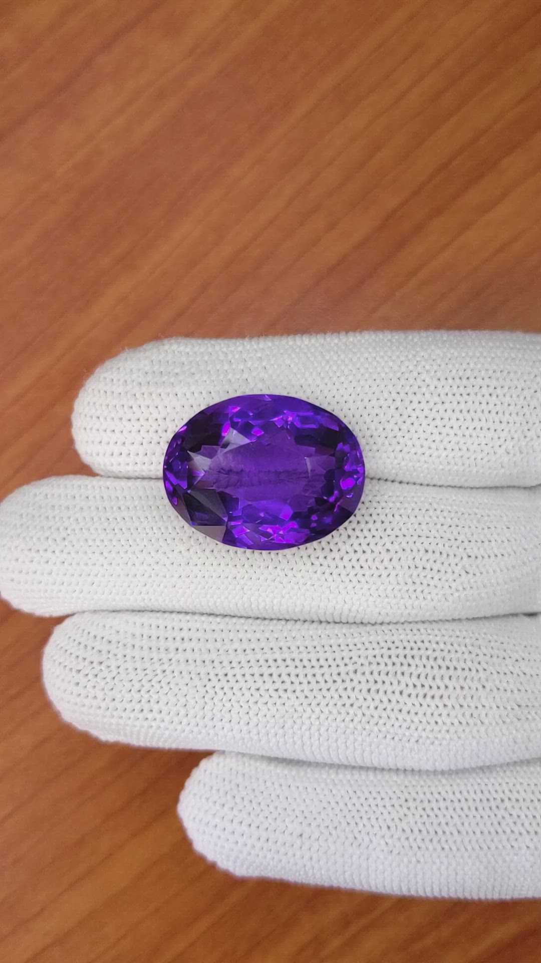 27.85 Ct. Purple Amethyst from Ceylon (Sri Lanka) Size Video