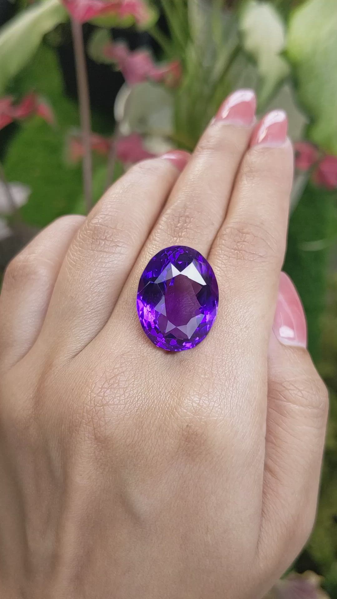 27.85 Ct. Purple Amethyst from Ceylon (Sri Lanka) Size Video