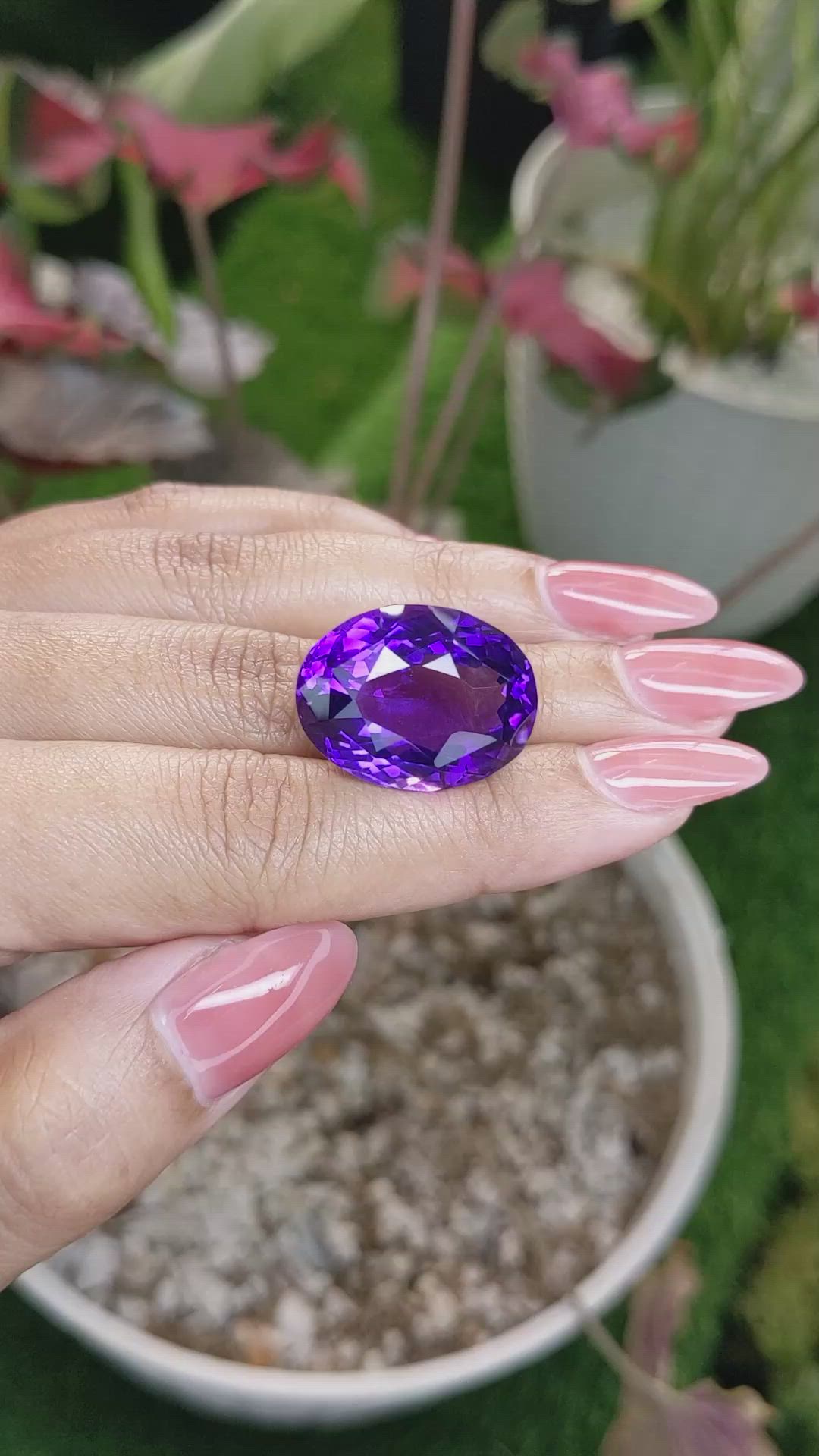 27.85 Ct. Purple Amethyst from Ceylon (Sri Lanka) Size Video