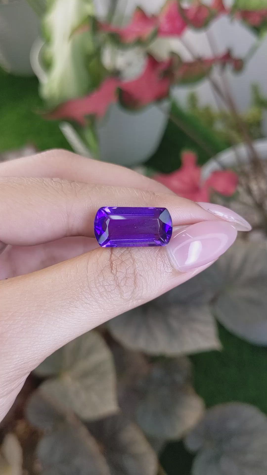 11.40 Ct. Purple Amethyst from Ceylon (Sri Lanka) Size Video
