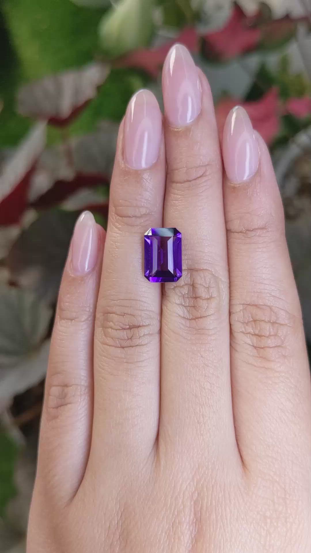 3.83 Ct. Purple Amethyst from Ceylon (Sri Lanka) Size Video