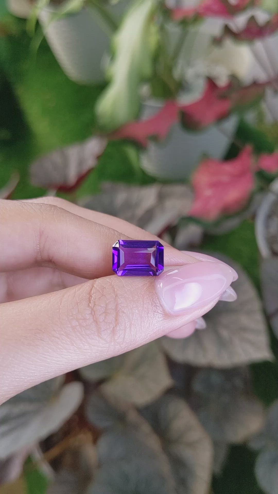 3.83 Ct. Purple Amethyst from Ceylon (Sri Lanka) Size Video