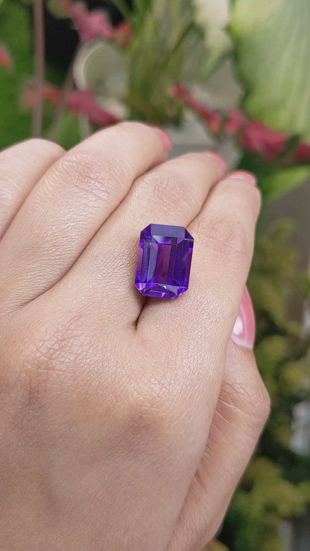 8.78 Ct. Purple Amethyst from Ceylon (Sri Lanka) Size Video