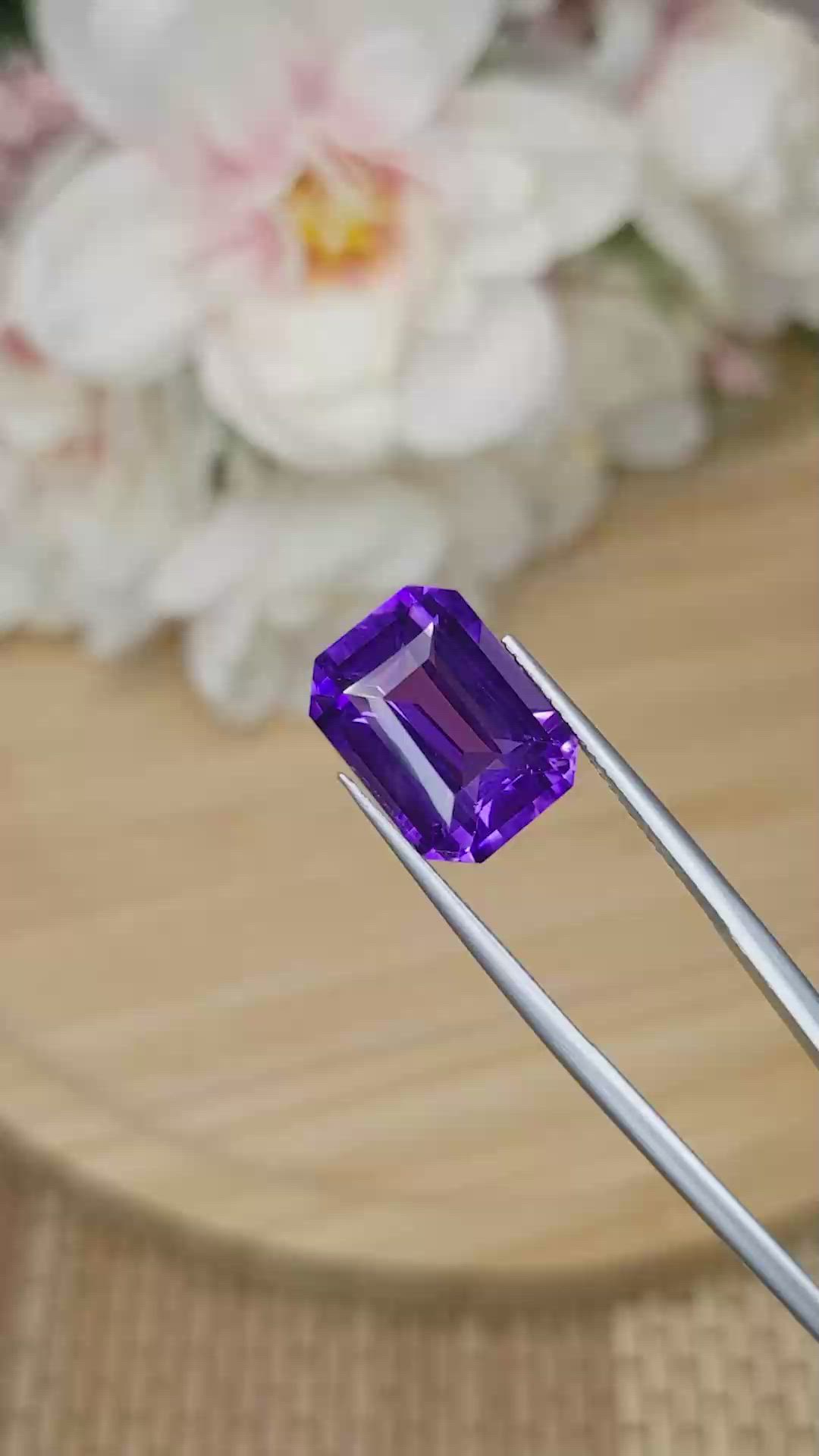 8.78 Ct. Purple Amethyst from Ceylon (Sri Lanka) Size Video
