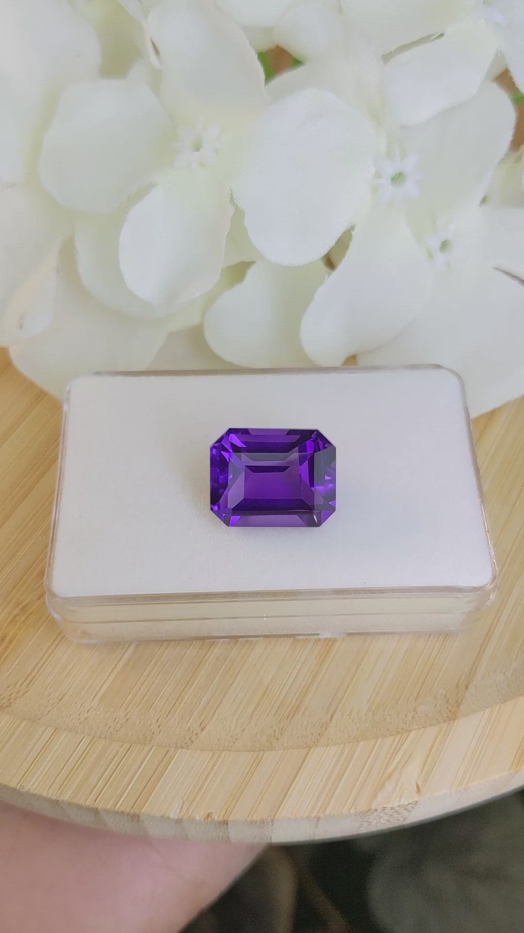 11.22 Ct. Purple Amethyst from Ceylon (Sri Lanka) Size Video