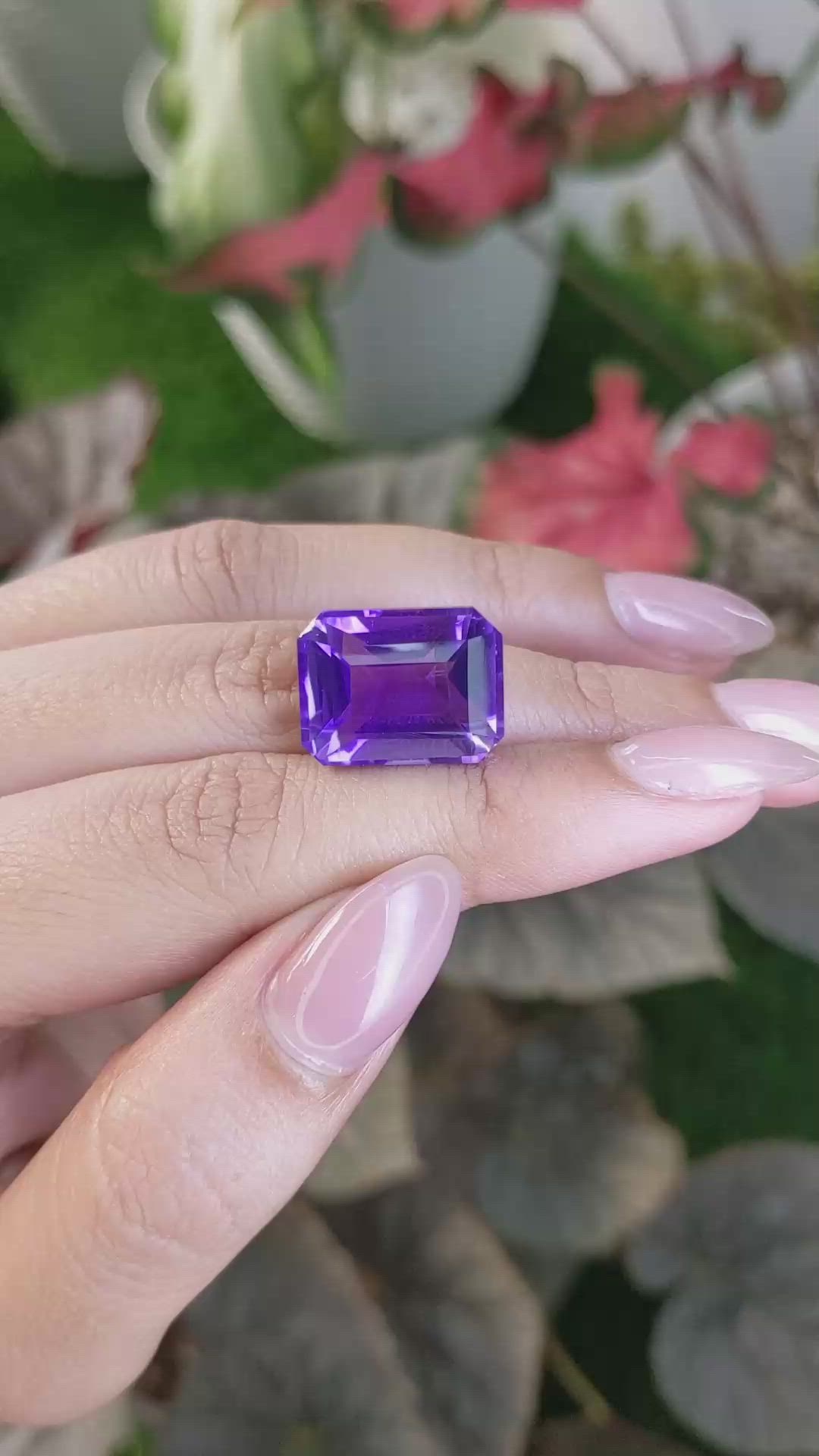 17.13 Ct. Purple Amethyst from Ceylon (Sri Lanka) Size Video