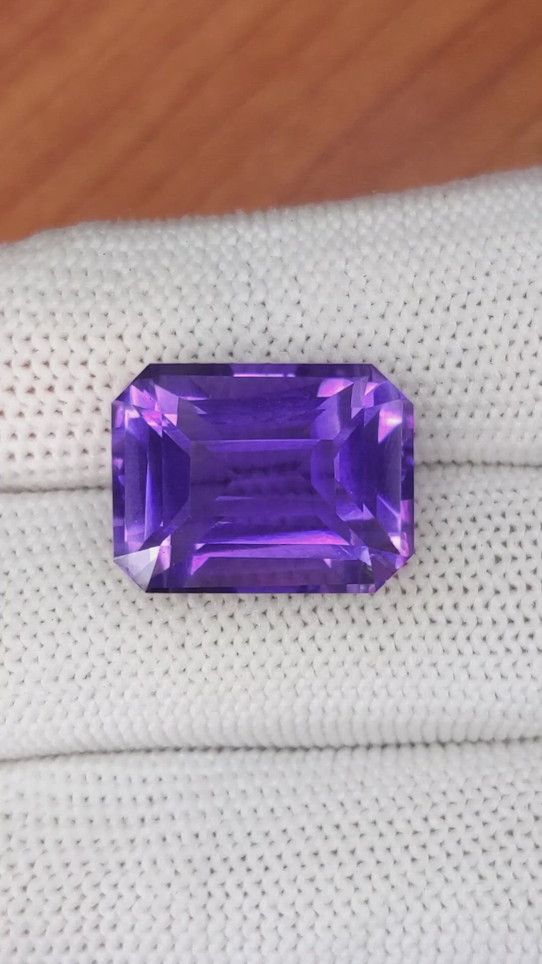 17.13 Ct. Purple Amethyst from Ceylon (Sri Lanka) Size Video