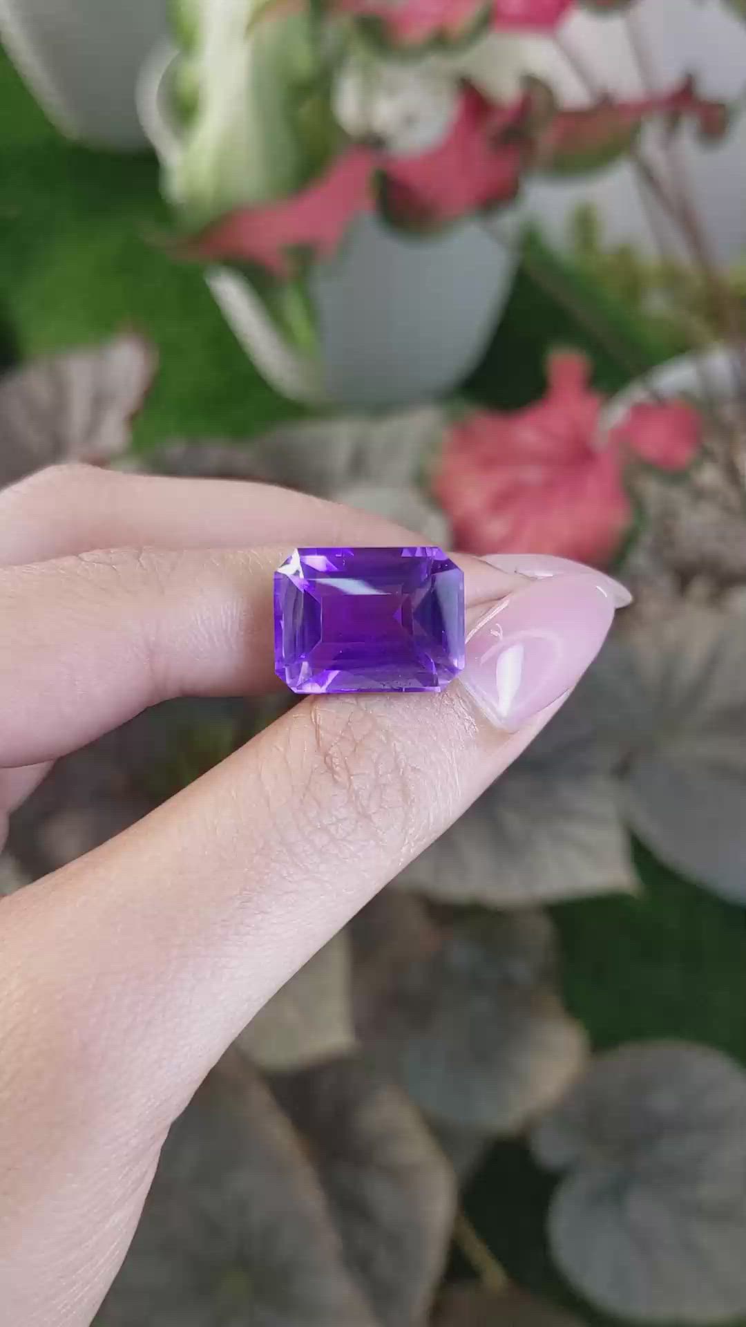 17.13 Ct. Purple Amethyst from Ceylon (Sri Lanka) Size Video