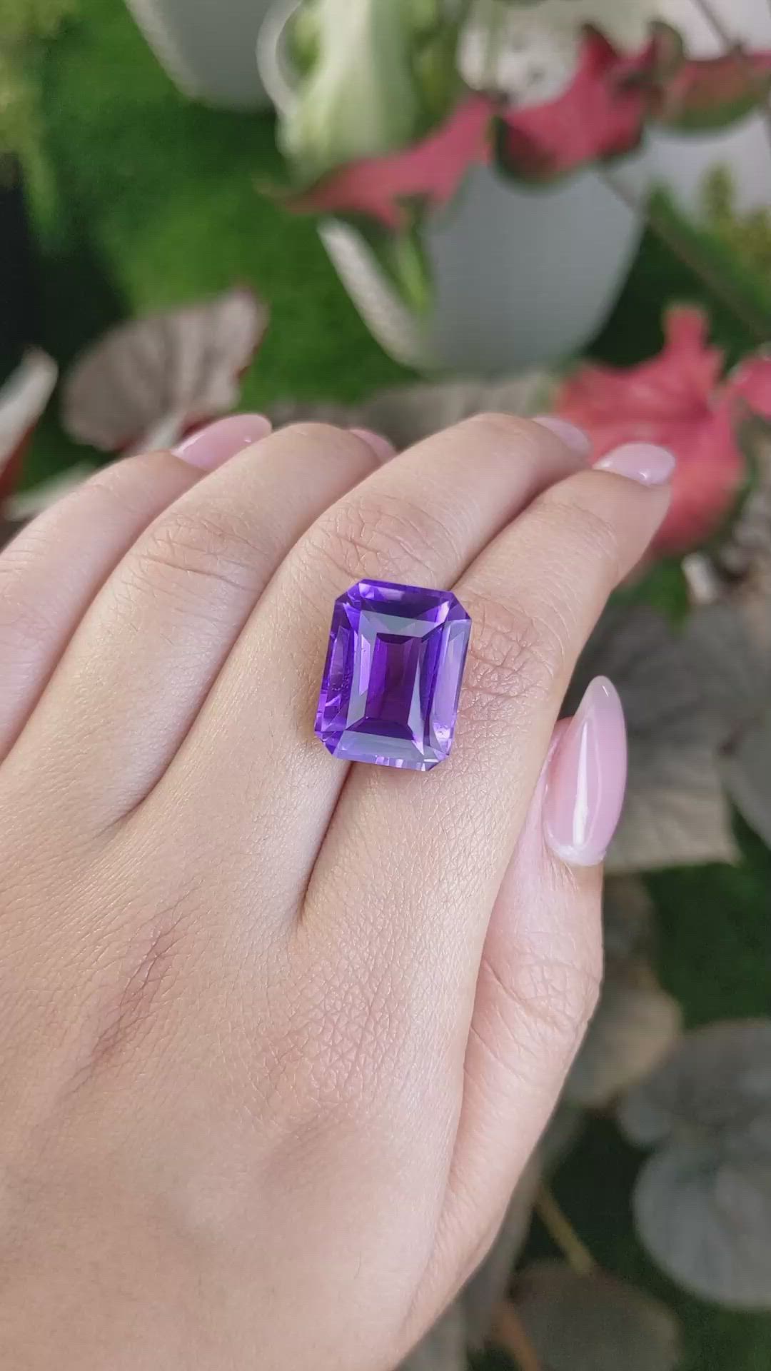 17.13 Ct. Purple Amethyst from Ceylon (Sri Lanka) Size Video
