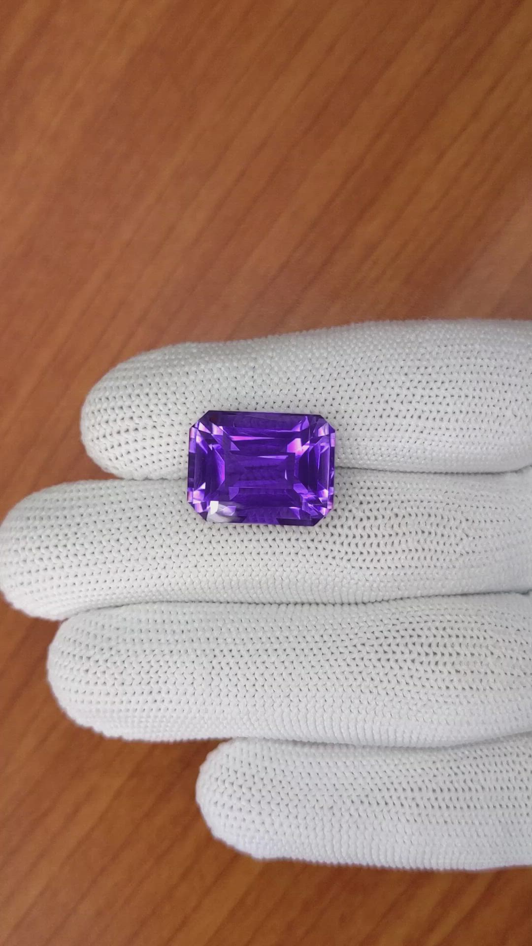 17.13 Ct. Purple Amethyst from Ceylon (Sri Lanka) Size Video
