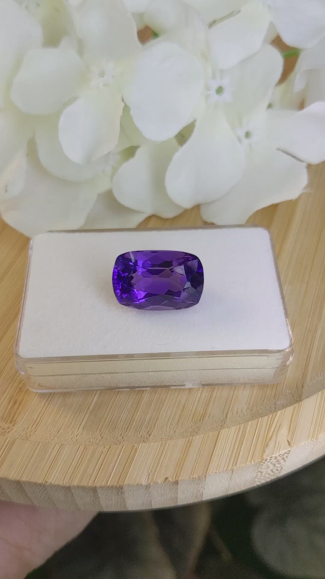 13.40 Ct. Purple Amethyst from Ceylon (Sri Lanka) Size Video