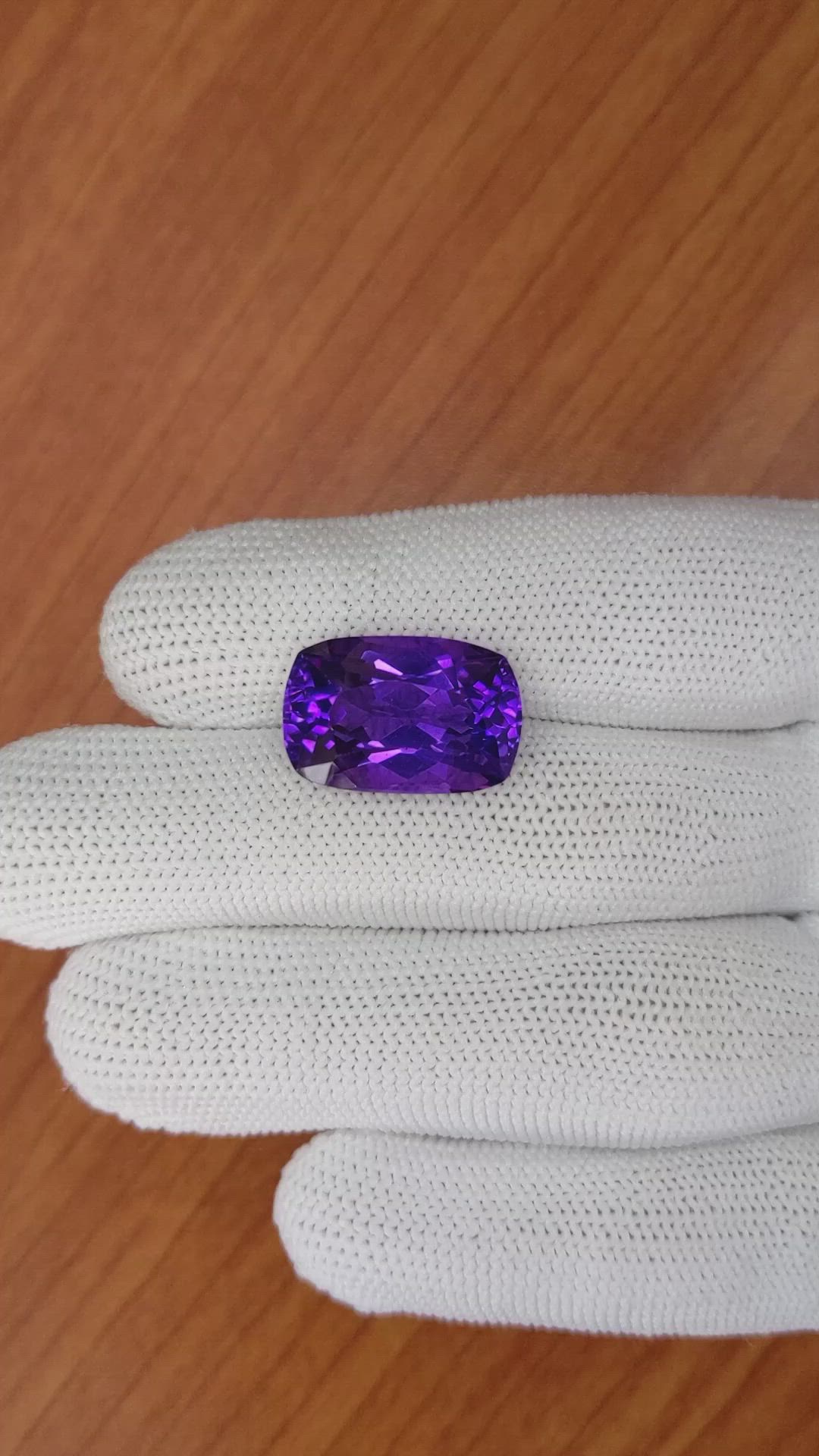 13.40 Ct. Purple Amethyst from Ceylon (Sri Lanka) Size Video
