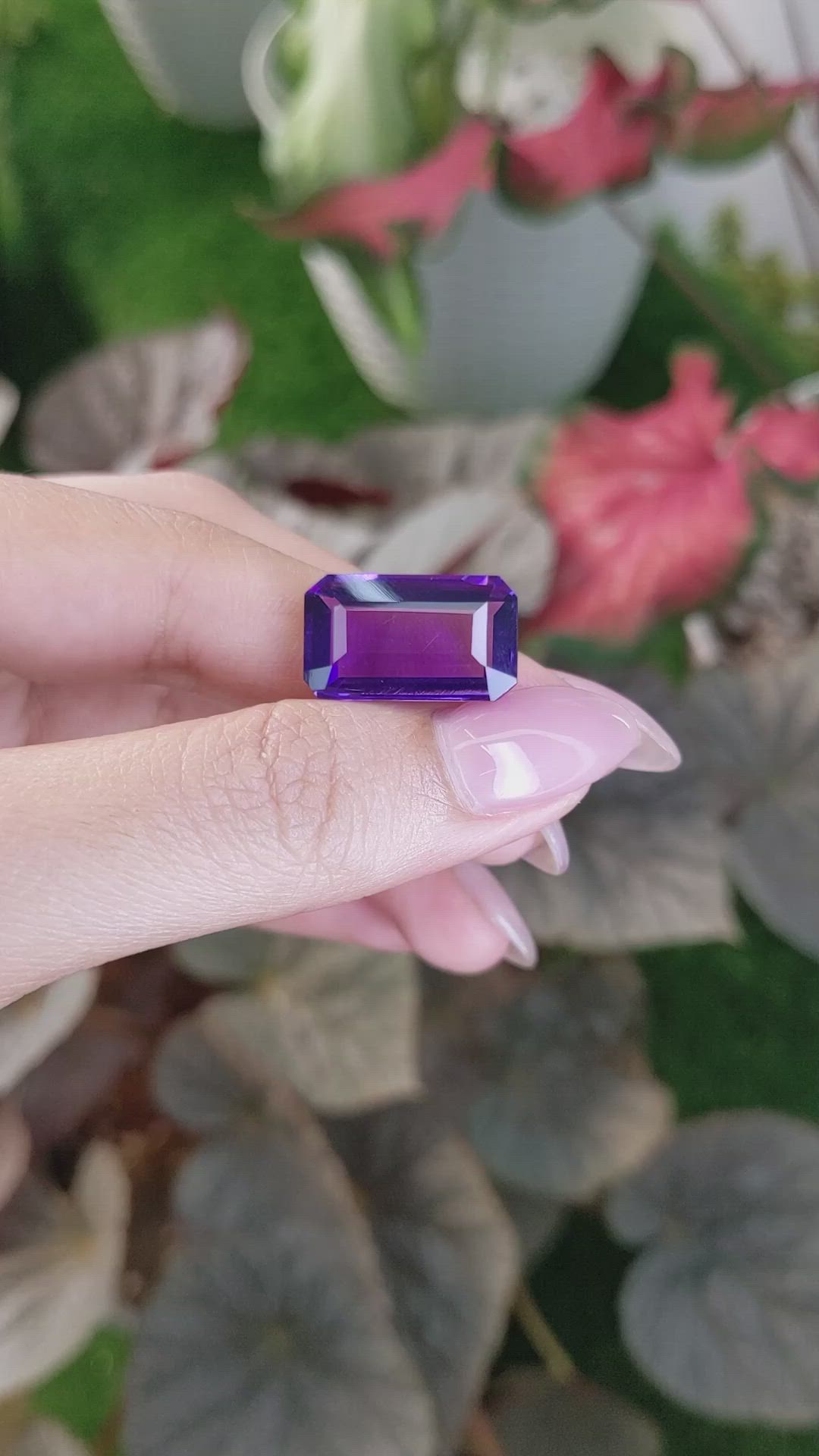 11.78 Ct. Purple Amethyst from Ceylon (Sri Lanka) Size Video
