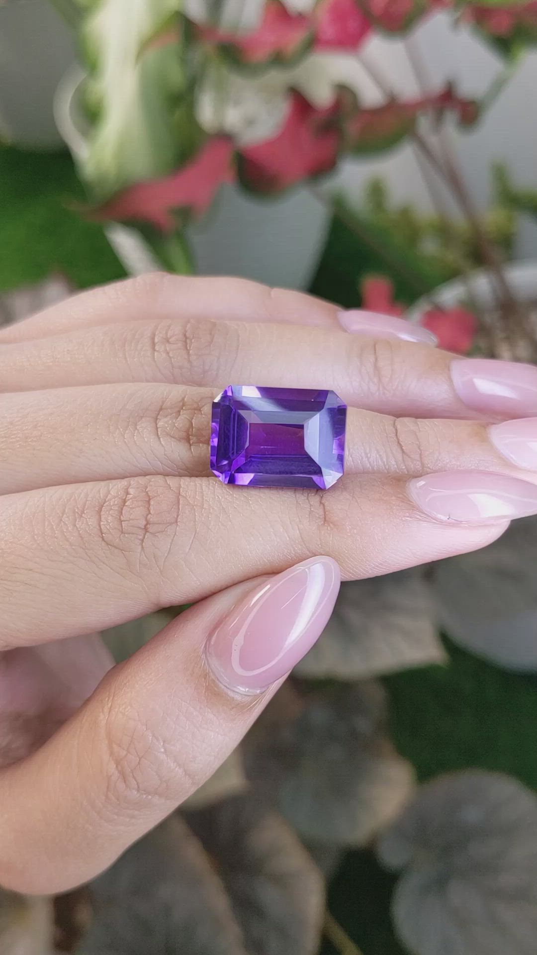 12.57 Ct. Purple Amethyst from Ceylon (Sri Lanka) Size Video