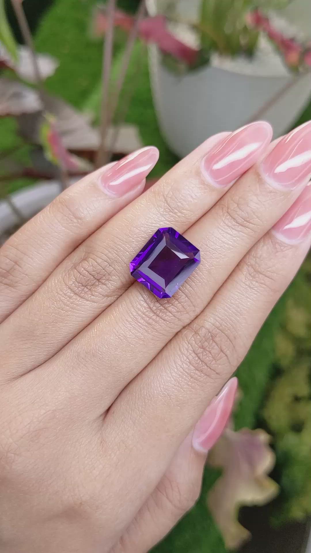 9.38 Ct. Purple Amethyst from Ceylon (Sri Lanka) Size Video