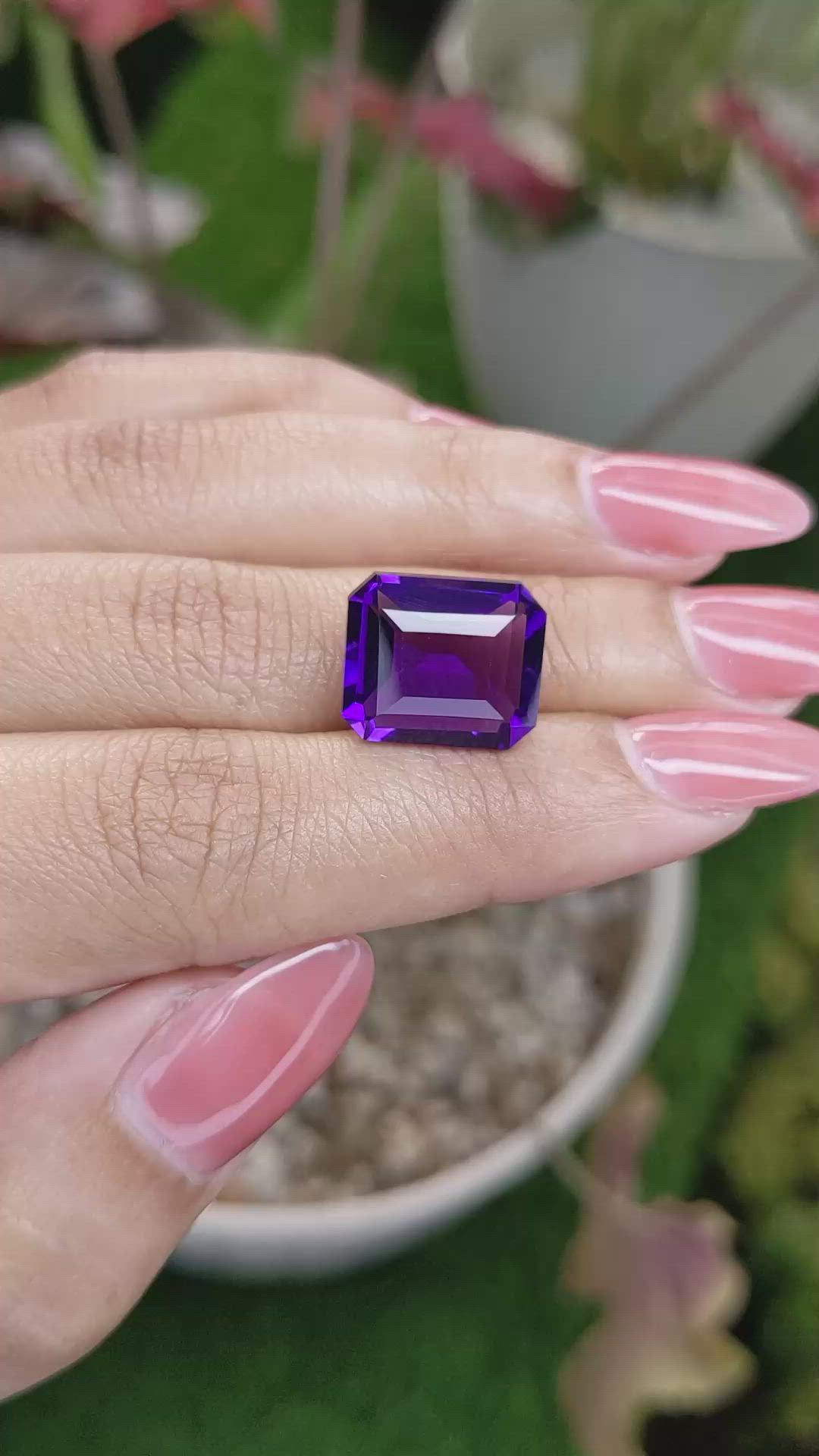 9.38 Ct. Purple Amethyst from Ceylon (Sri Lanka) Size Video