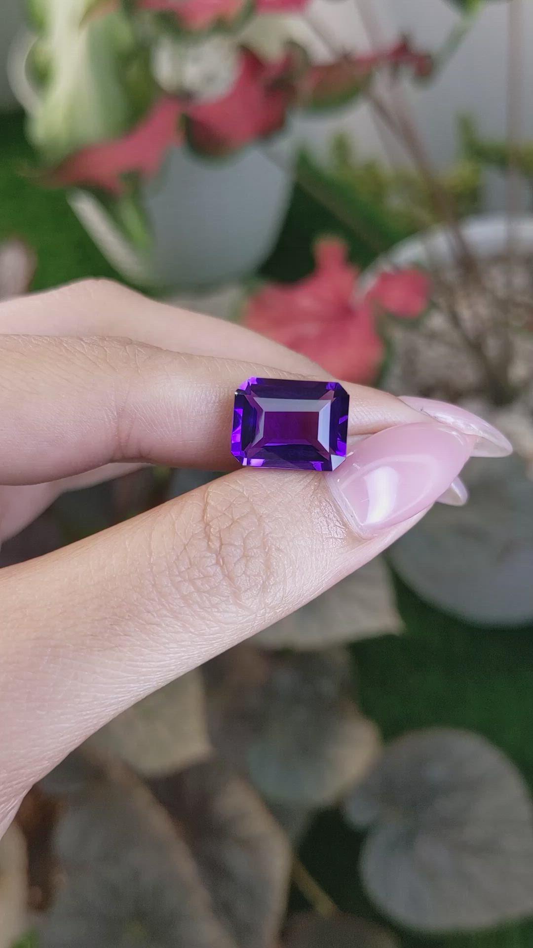 6.66 Ct. Purple Amethyst from Ceylon (Sri Lanka) Size Video