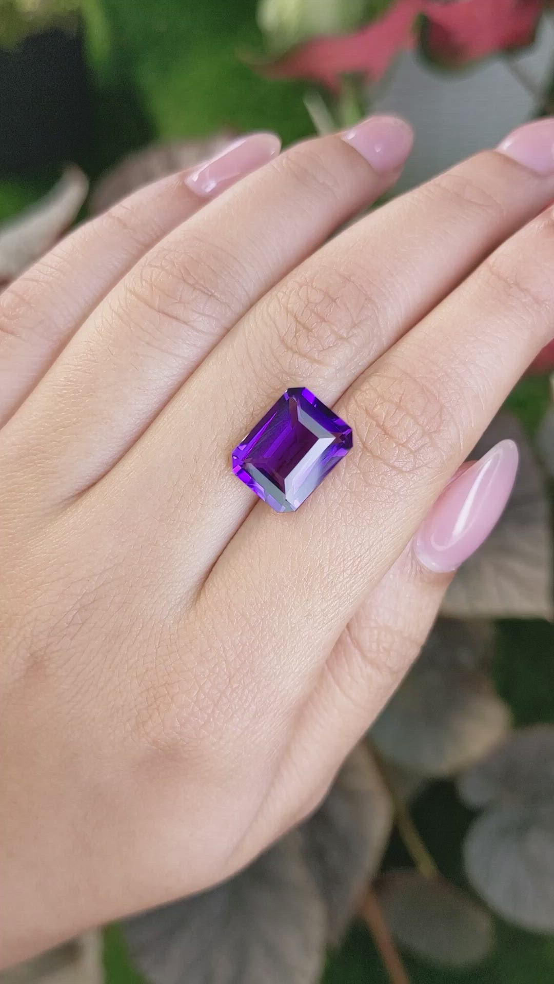 6.66 Ct. Purple Amethyst from Ceylon (Sri Lanka) Size Video