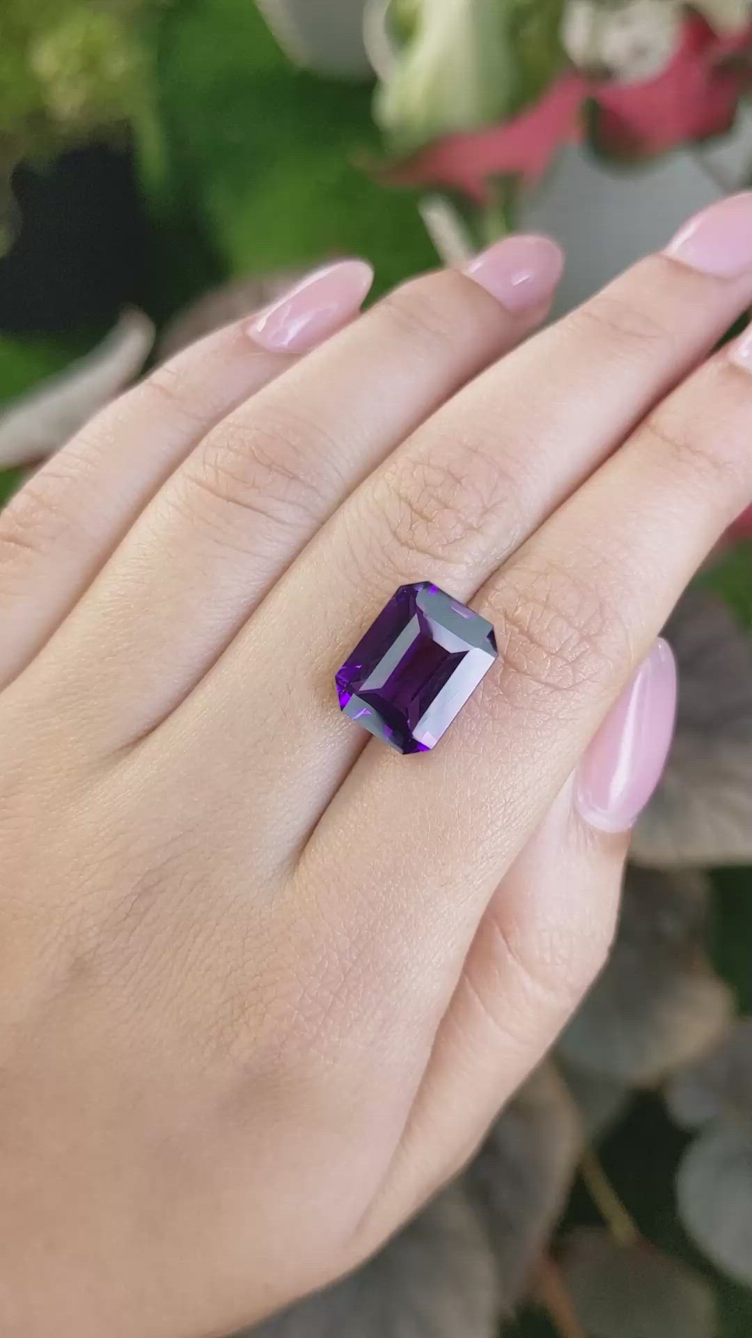 8.70 Ct. Purple Amethyst from Ceylon (Sri Lanka) Size Video