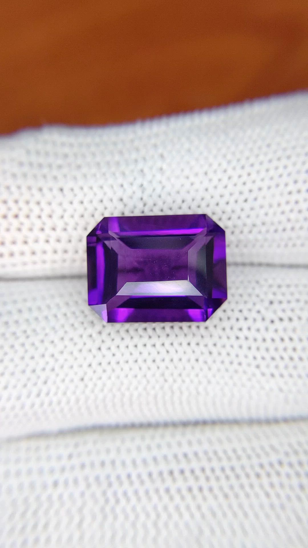 8.70 Ct. Purple Amethyst from Ceylon (Sri Lanka) Size Video