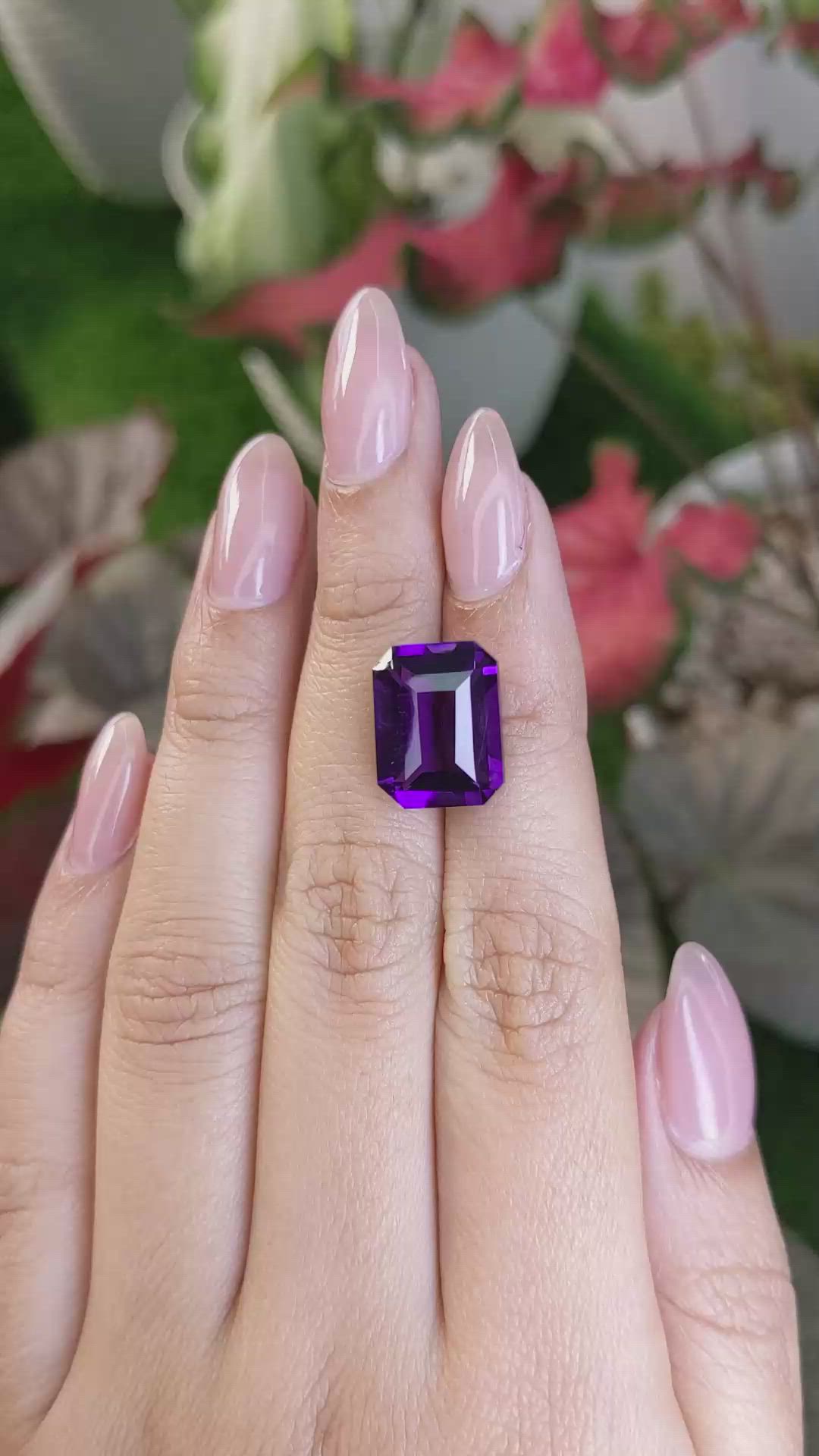 8.70 Ct. Purple Amethyst from Ceylon (Sri Lanka) Size Video