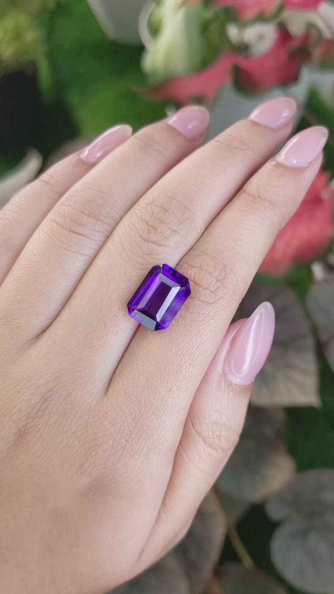 6.32 Ct. Purple Amethyst from Ceylon (Sri Lanka) Size Video