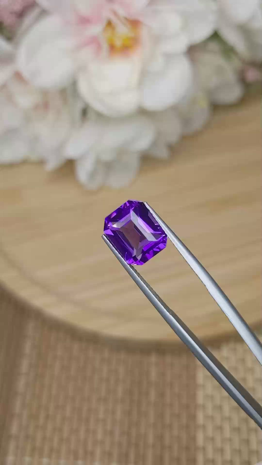 4.81 Ct. Purple Amethyst from Ceylon (Sri Lanka) Size Video
