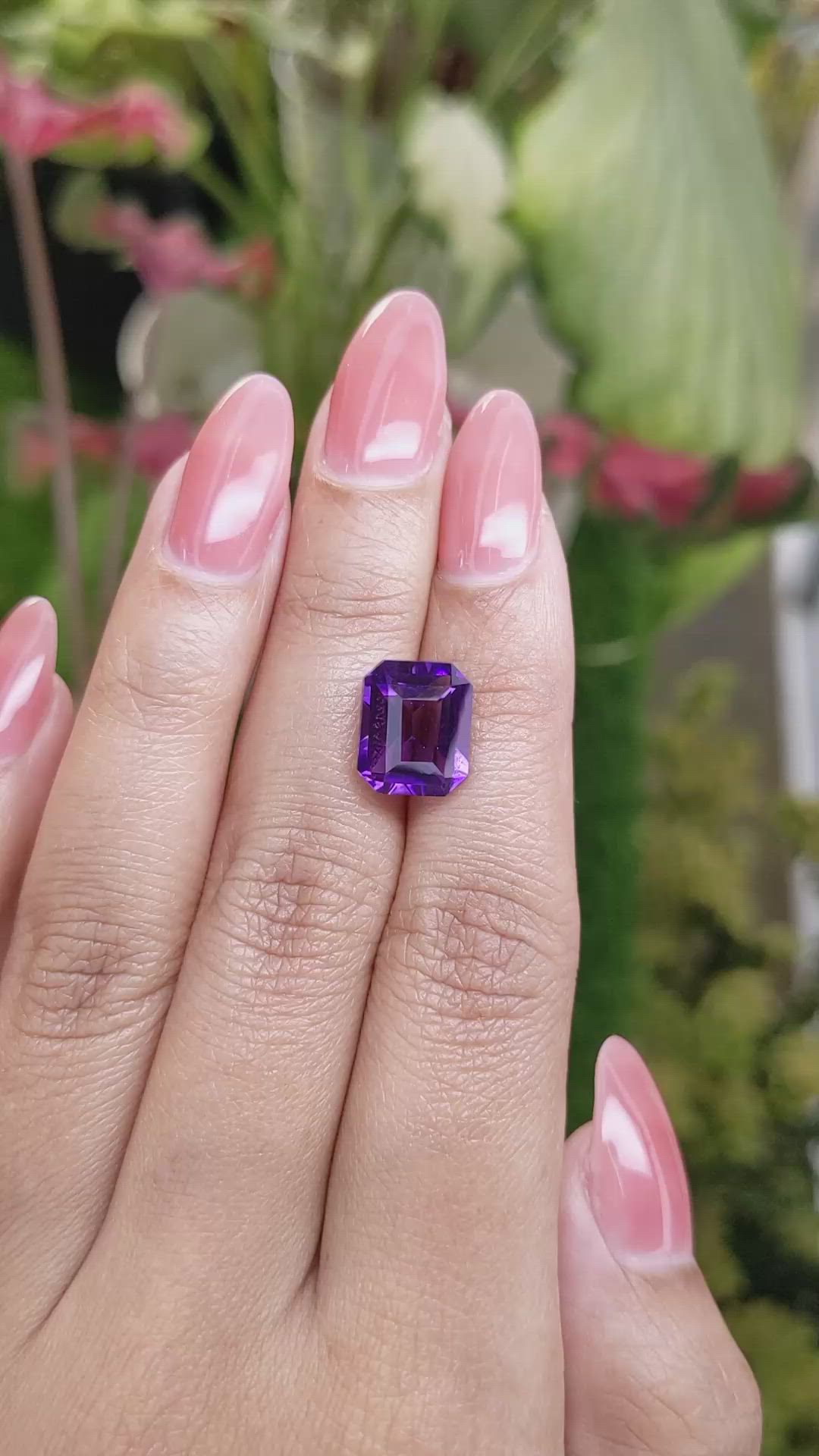4.81 Ct. Purple Amethyst from Ceylon (Sri Lanka) Size Video
